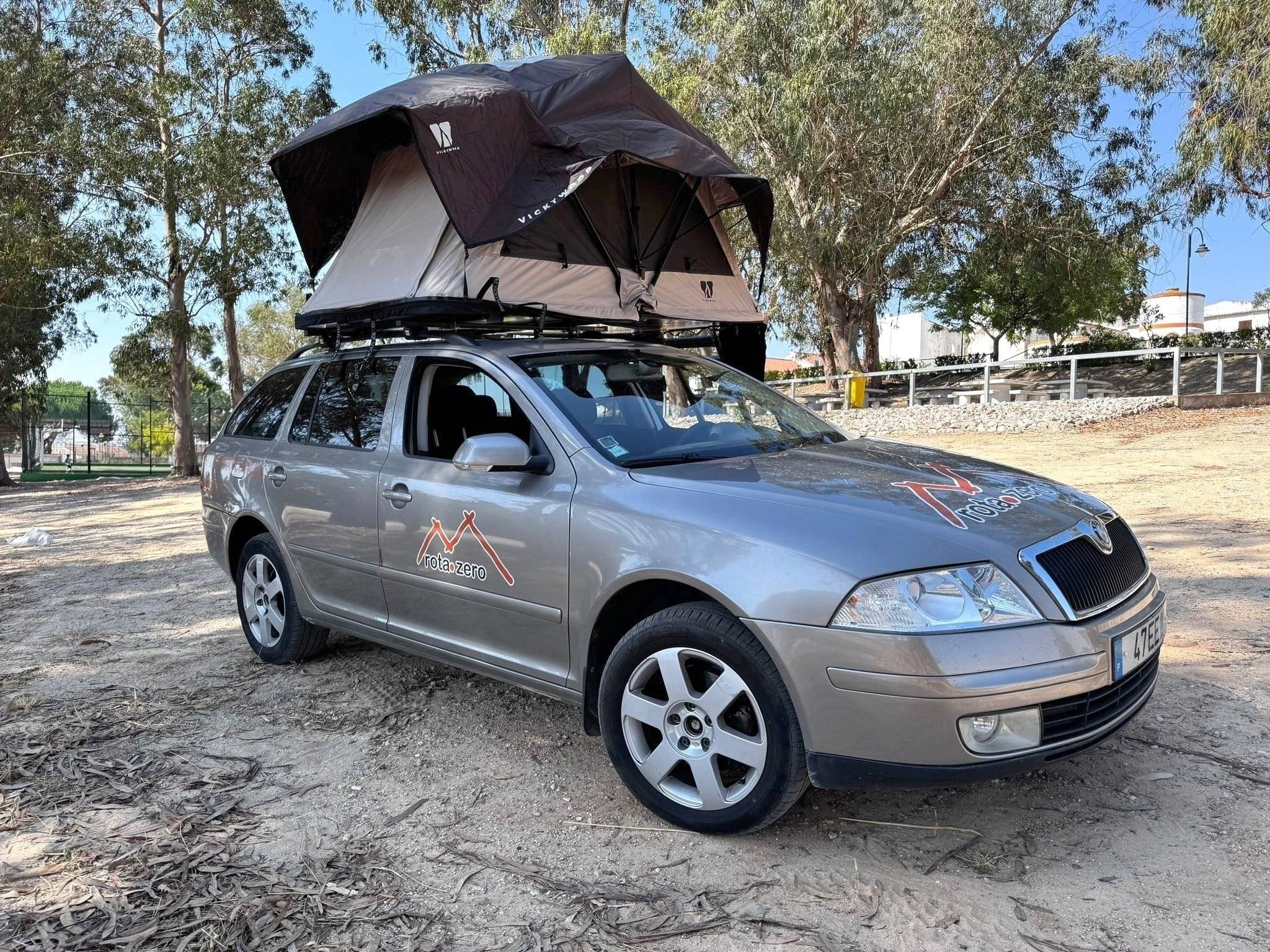 Vista de 3/4 skoda - Yescapa