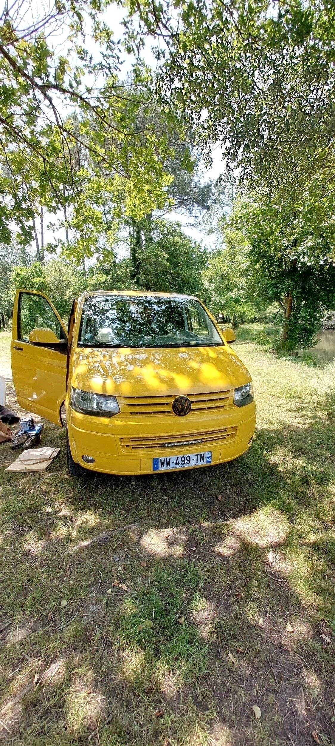 Volkswagen T5 2 l 140 ch