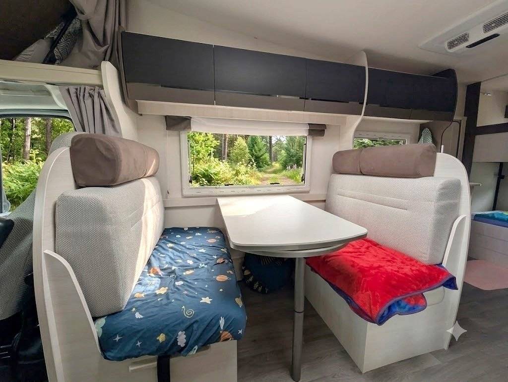 Comedor Fiat Ducato 2,2 l Multijet 130 ch. - Yescapa