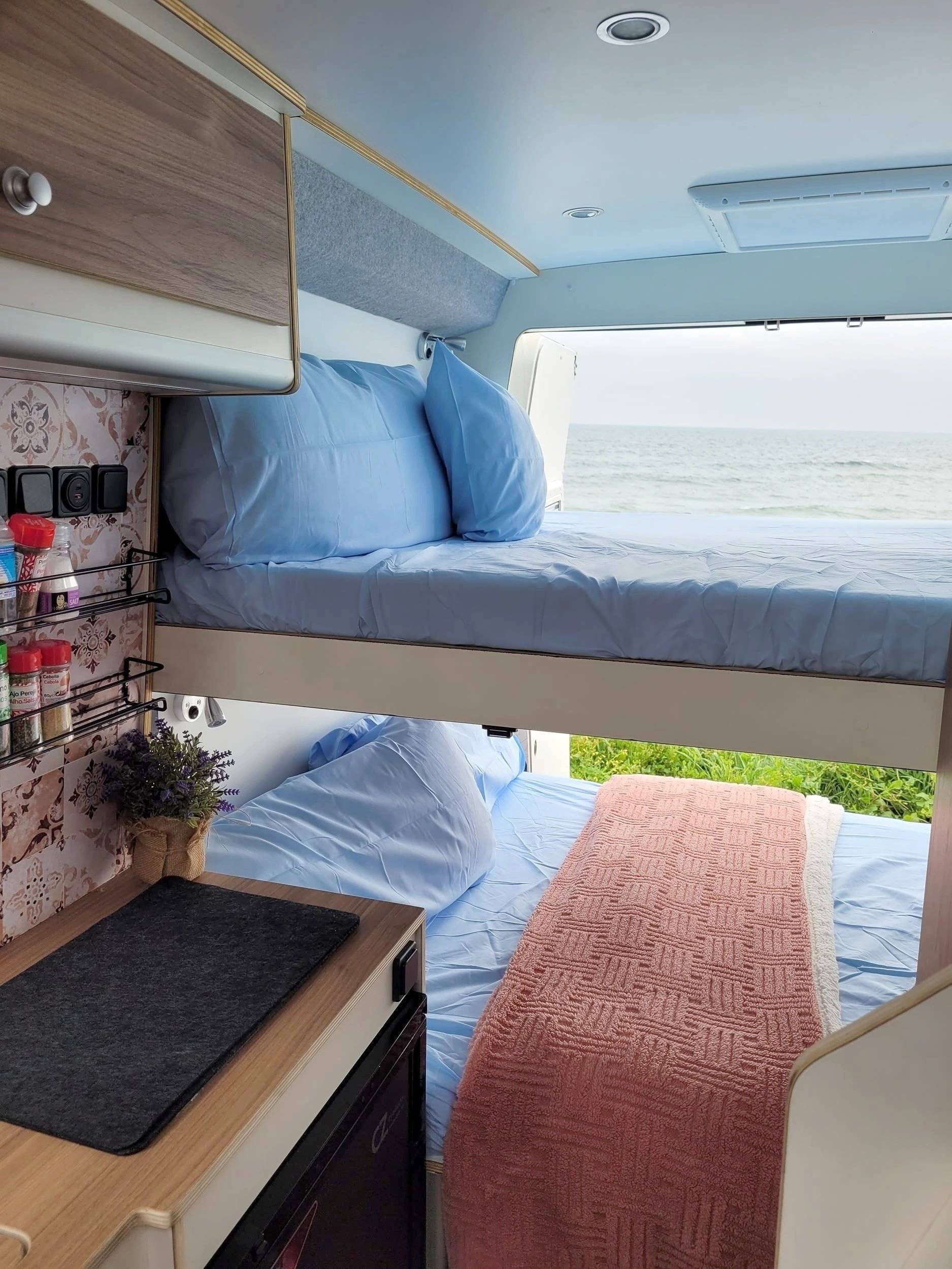 Couchages Citroën Jumper 2,2 l 120ch - Yescapa