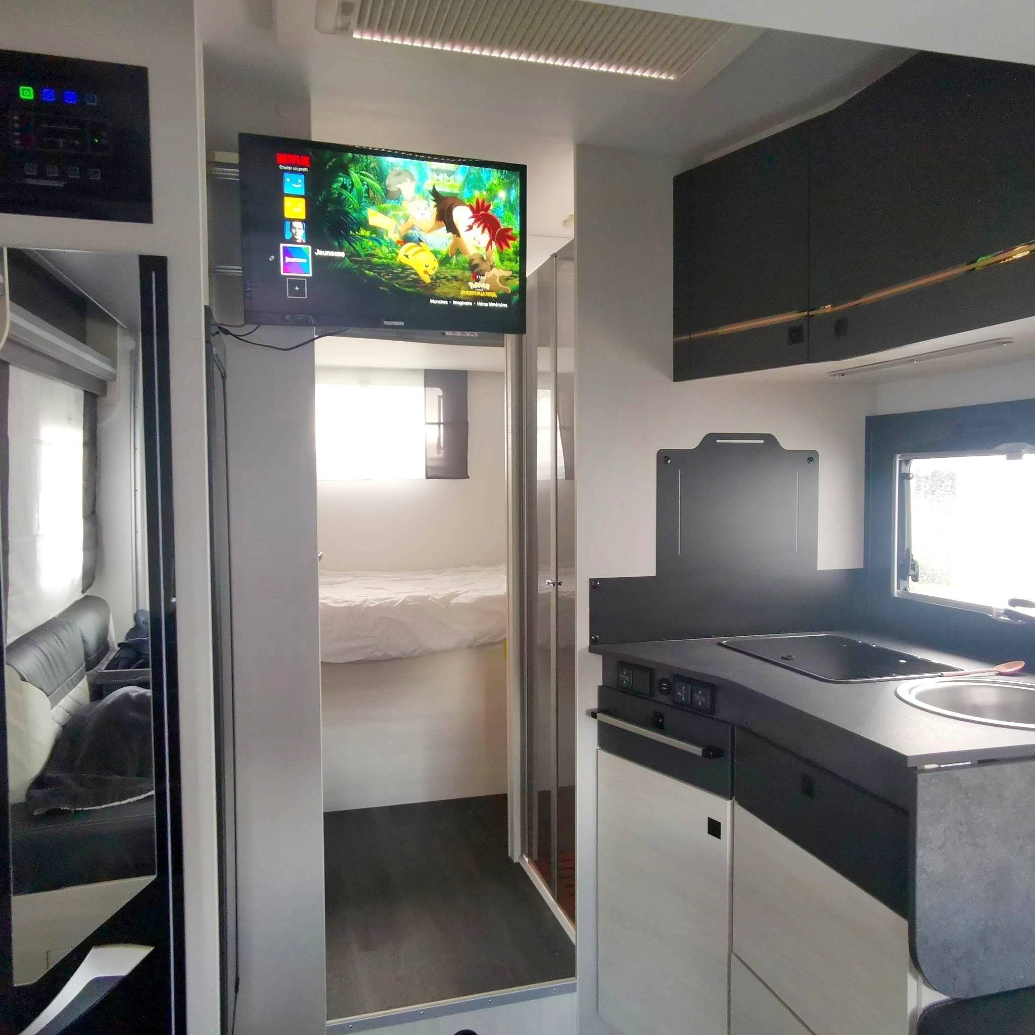 Challenger ford transit 170 automatique