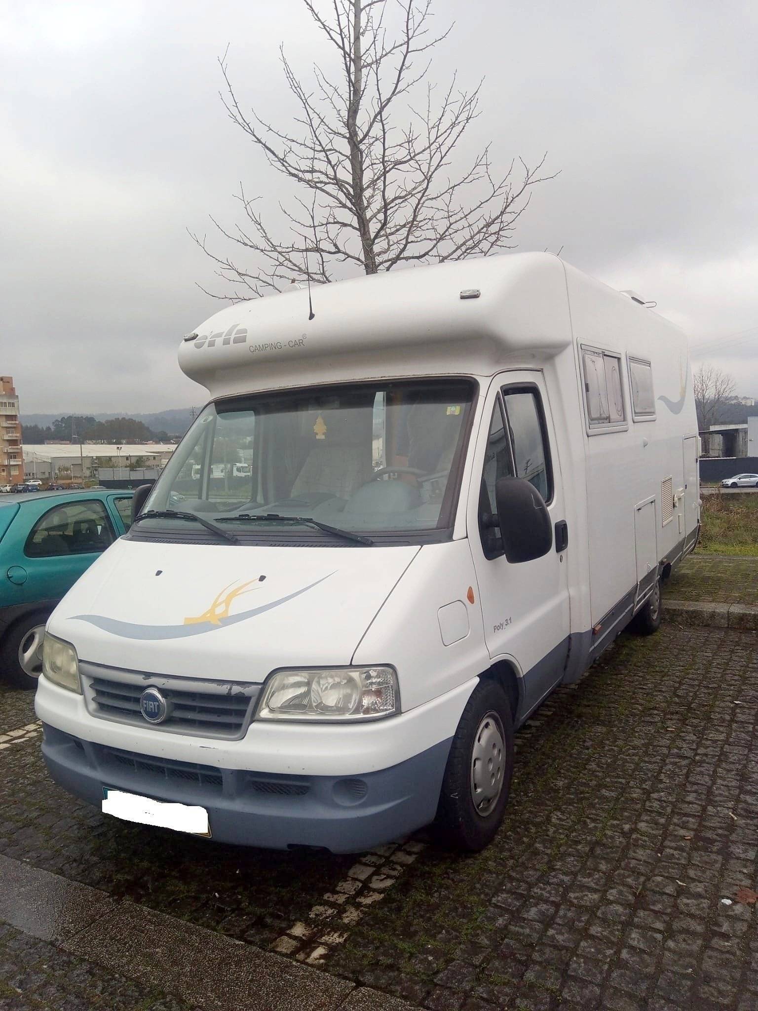 schräge Vorderansicht Fiat Ducato 150 - 2,3JTD - 109KW/148PS - Yescapa