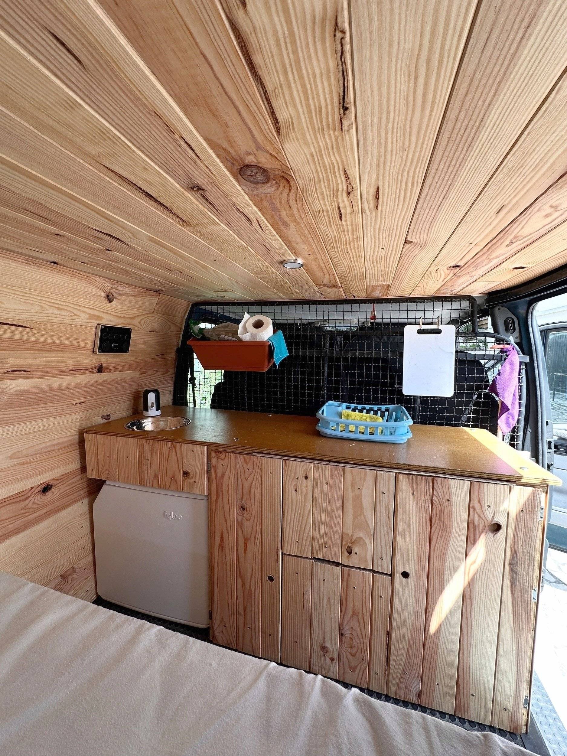 Camper Track Van