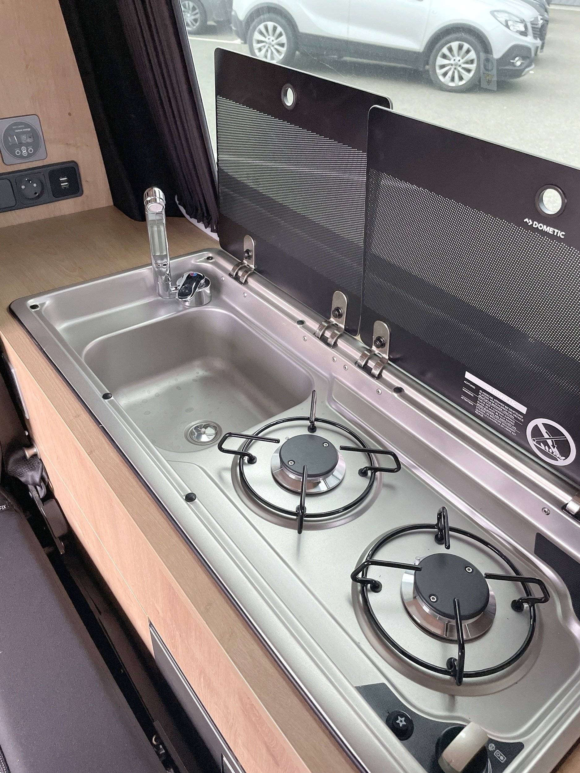 Kitchenette  - Yescapa