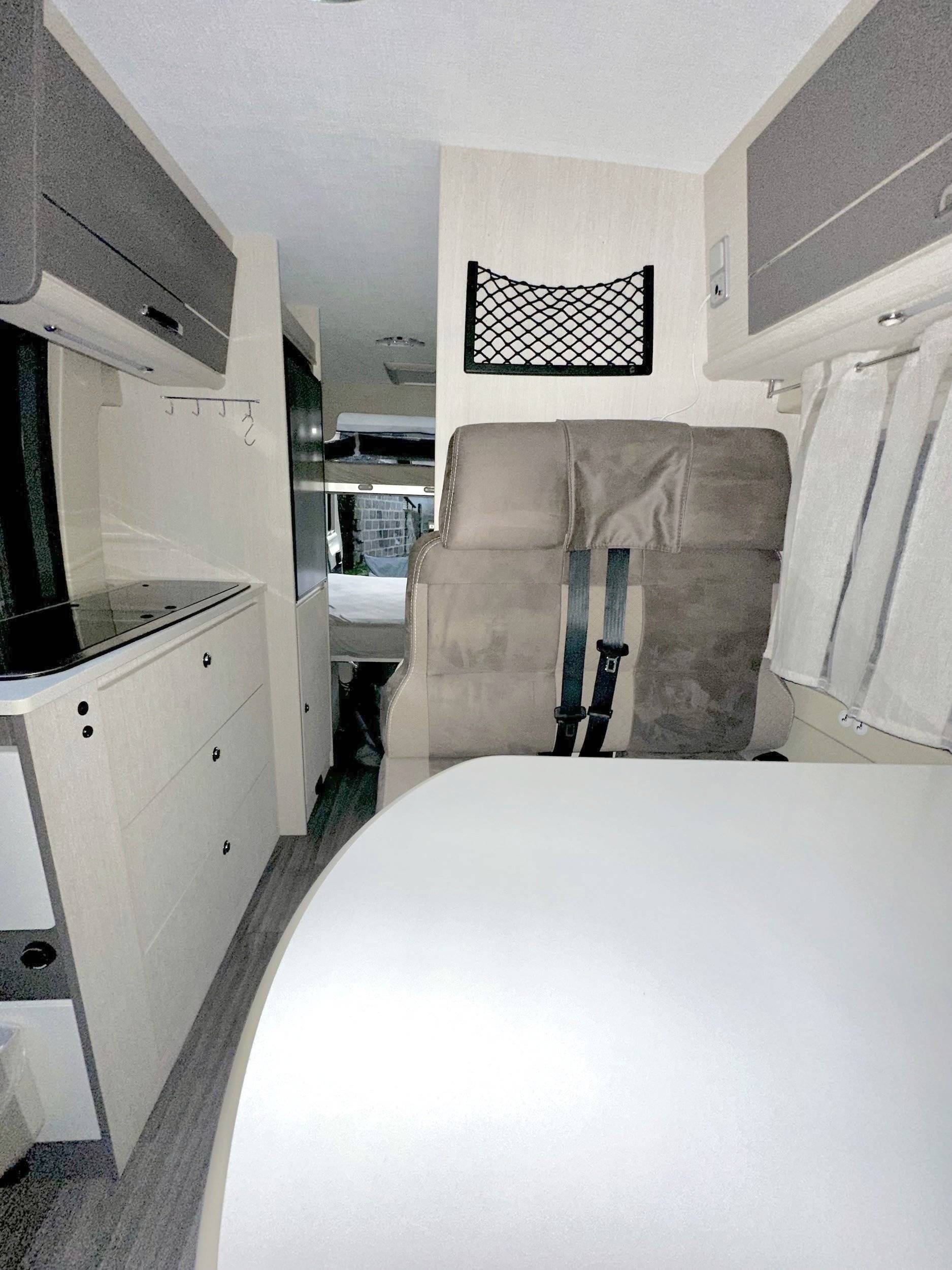 Comedor Fiat Fiat Ducato Multijet 2.3 130CV - Yescapa
