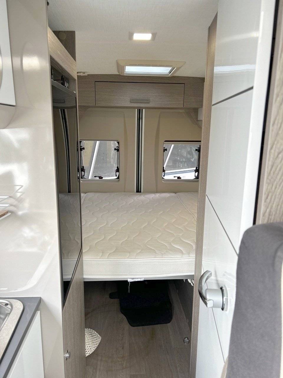 Challenger Challenger v114 MAX Road Edition VIP