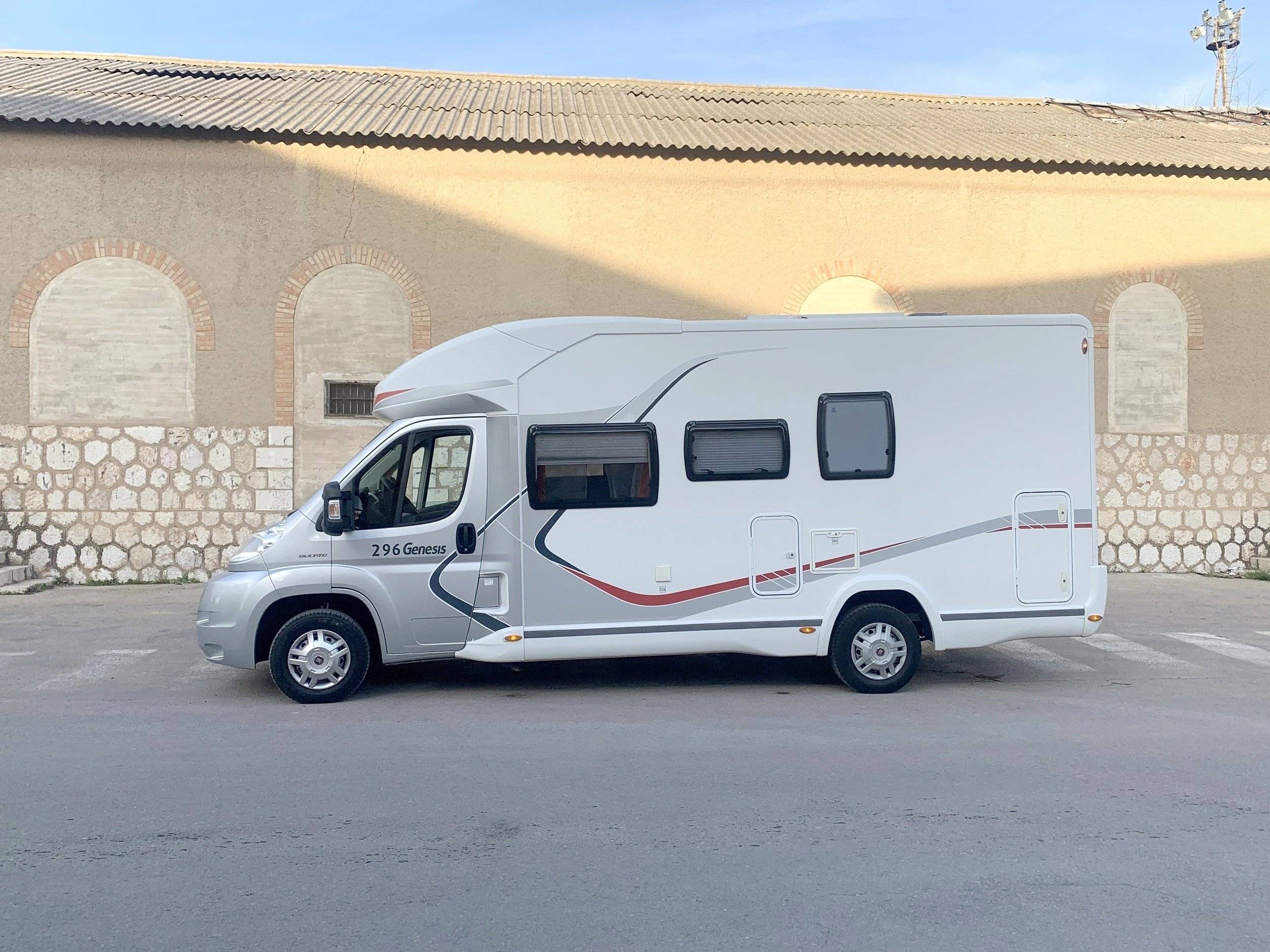 Área de jantar Fiat 2,3 l 130 ch. - Yescapa