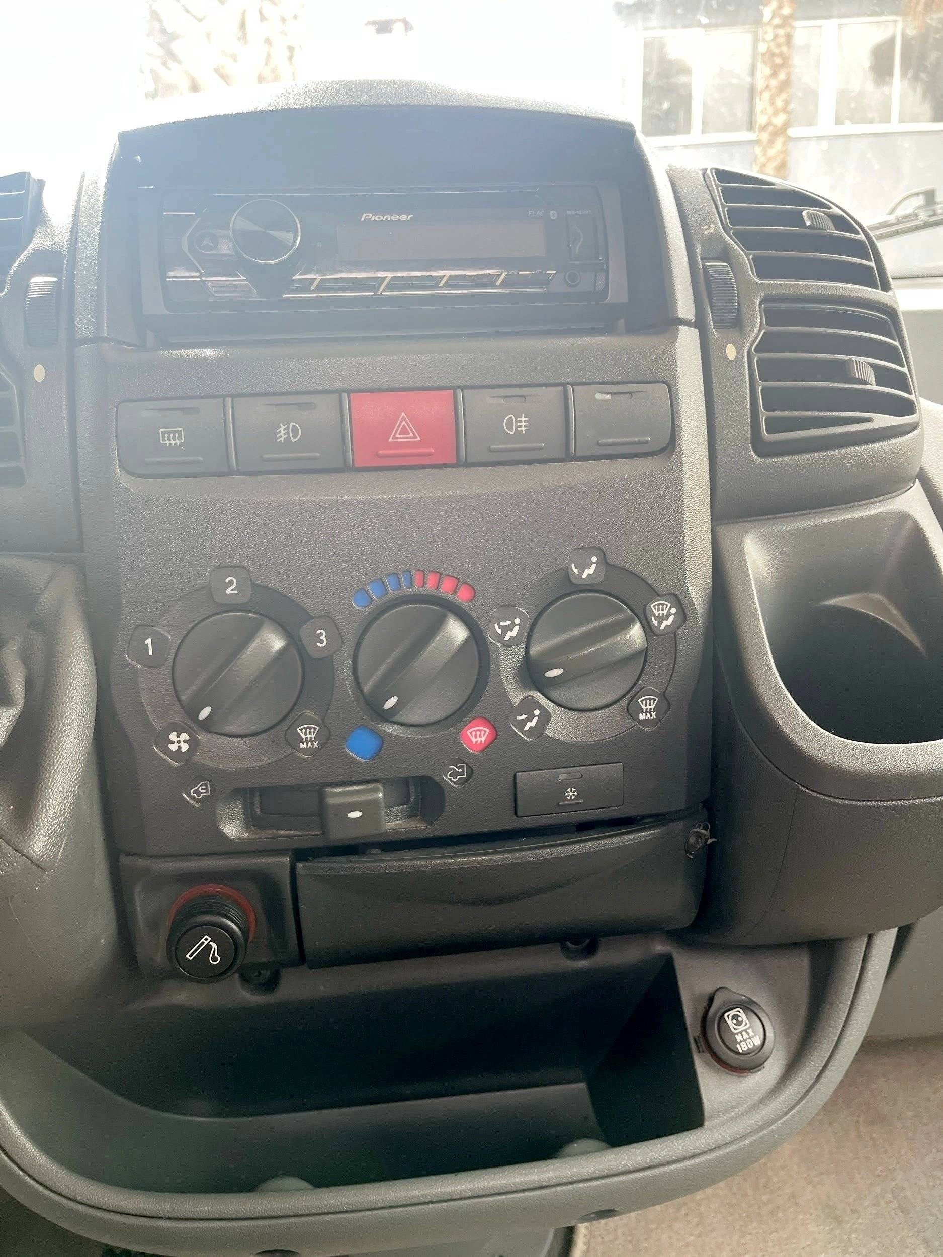 Pilote Galaxy 50