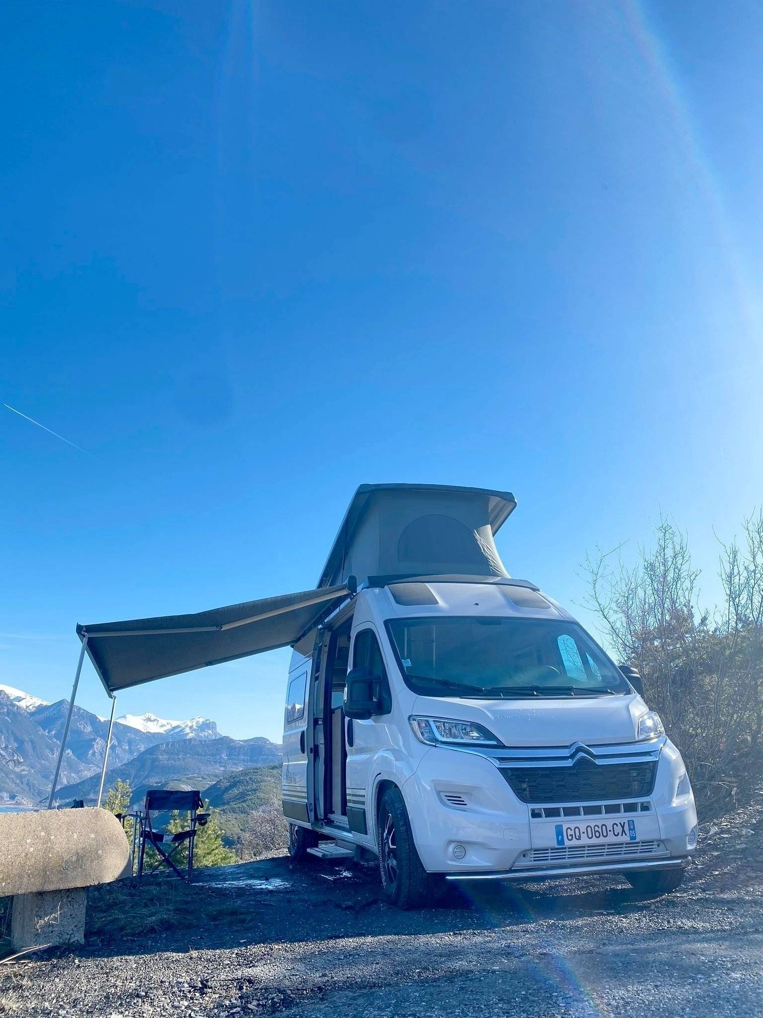 Bürstner CAMPEO C600 BLACK FOREST