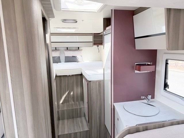 Roller Team Kronos 285TL - Bavarian Camper 2