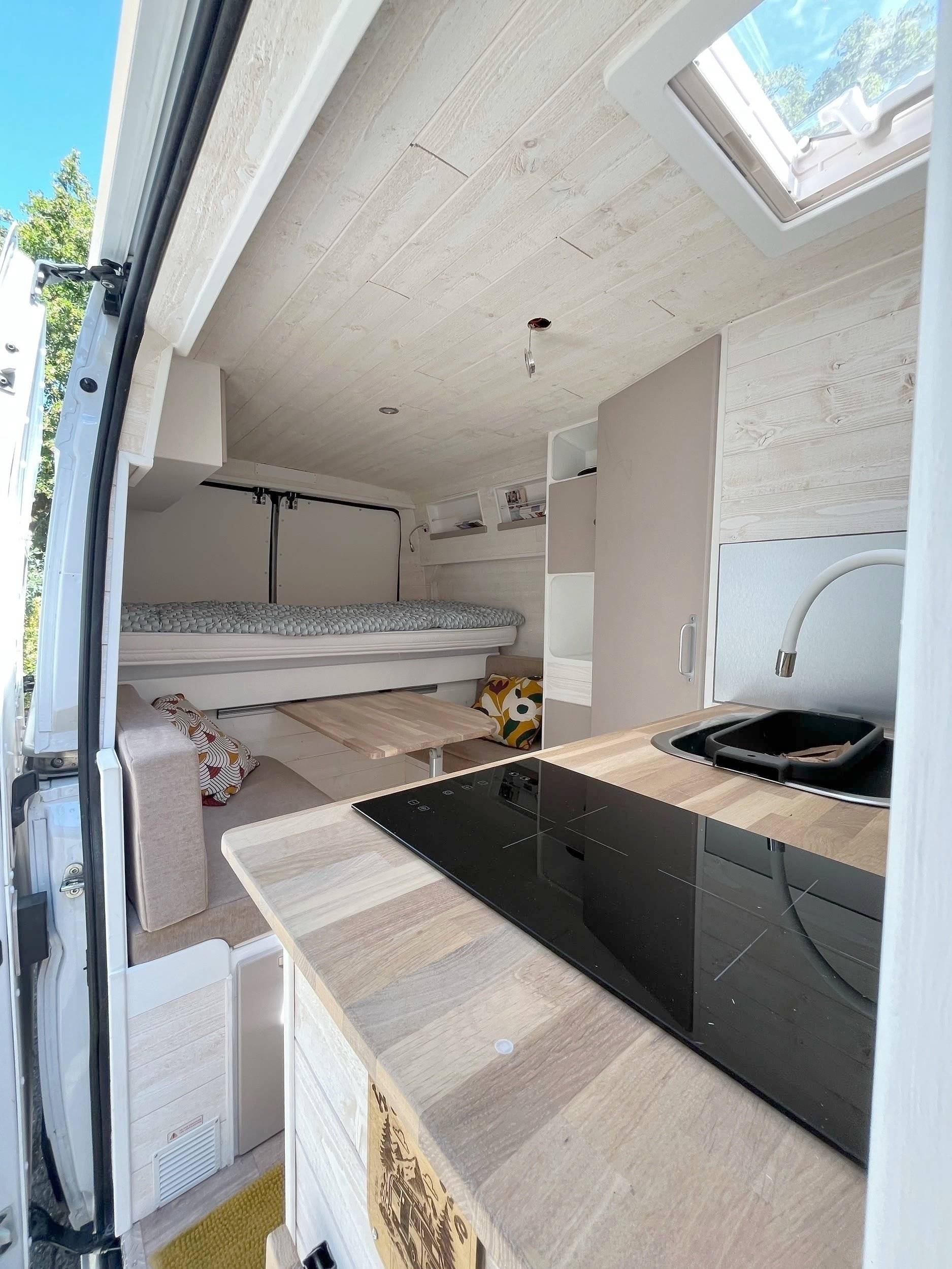 Alpes Camping-Car 1