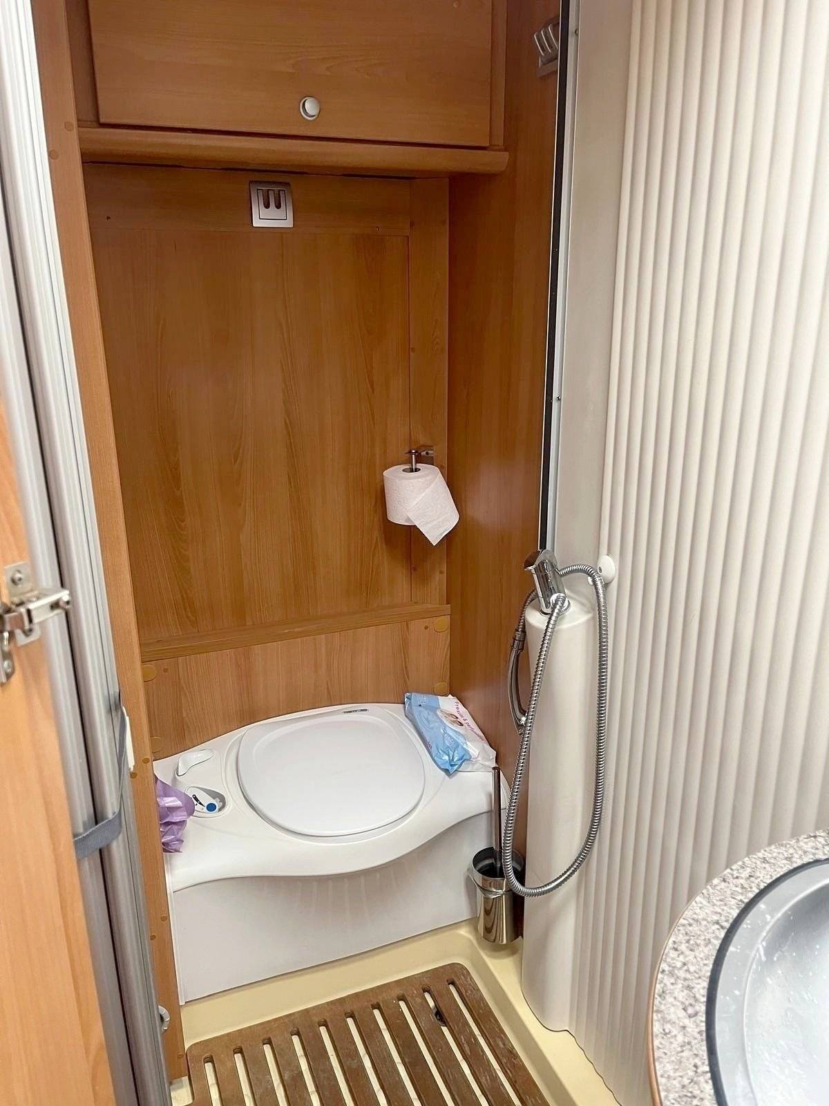 Dethleffs Modelo T6401