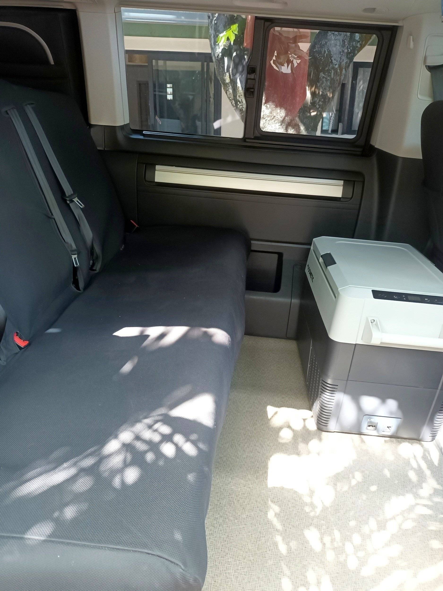 Coin repas Volkswagen California Beach - Yescapa