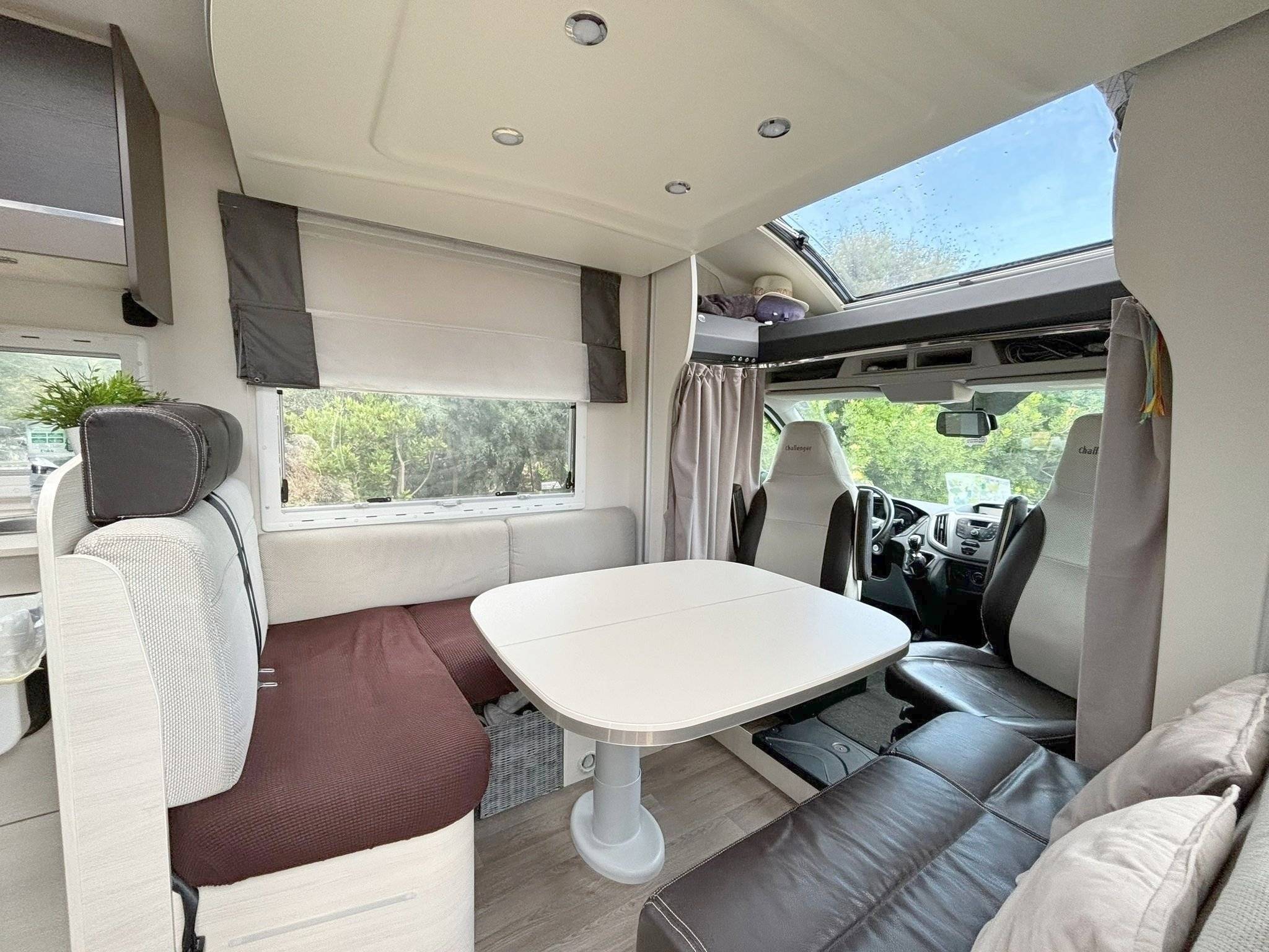 Challenger Transit 170 cv