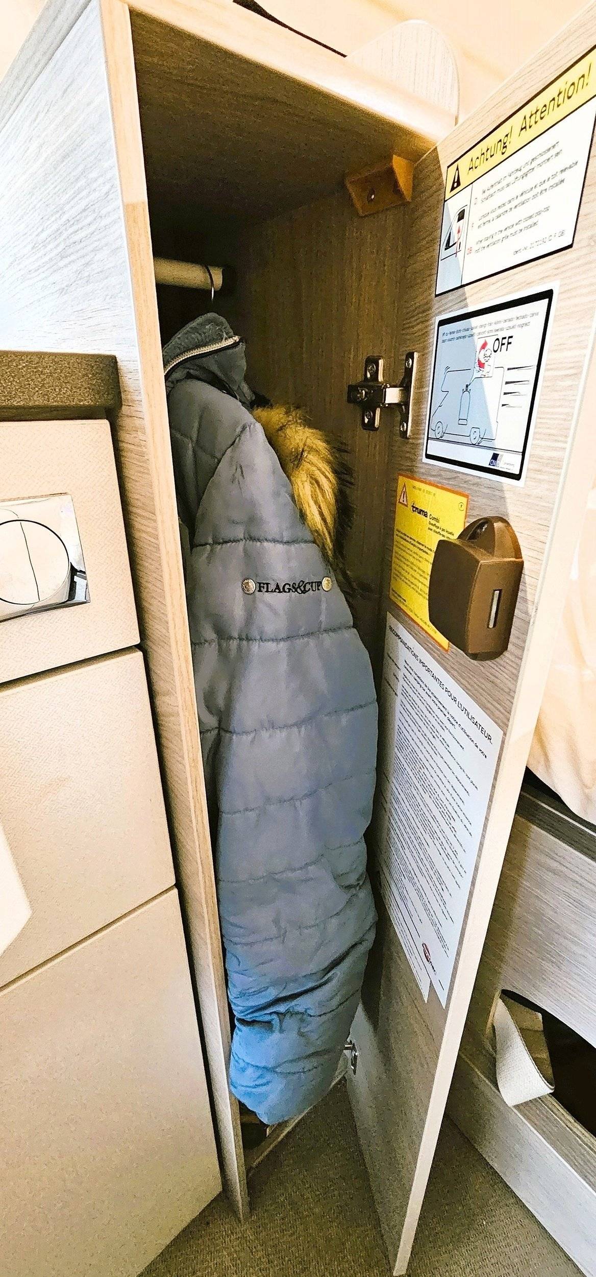 Bürstner Campeo Black Forest