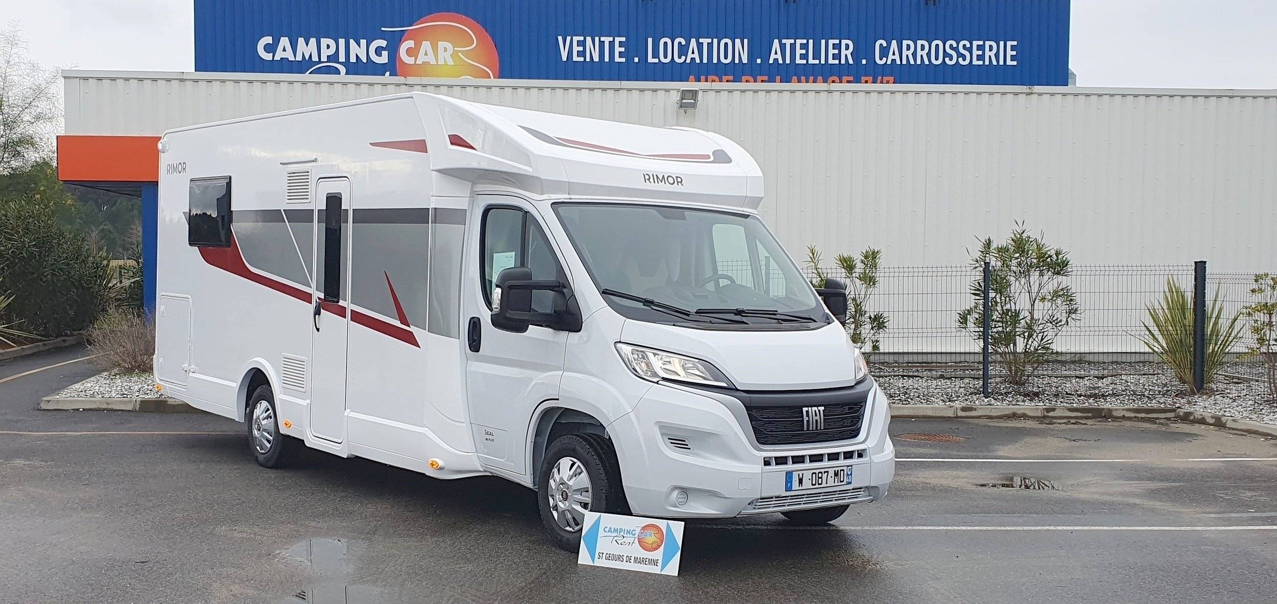 Vue avant de 3/4 Fiat Fiat Ducato - Yescapa
