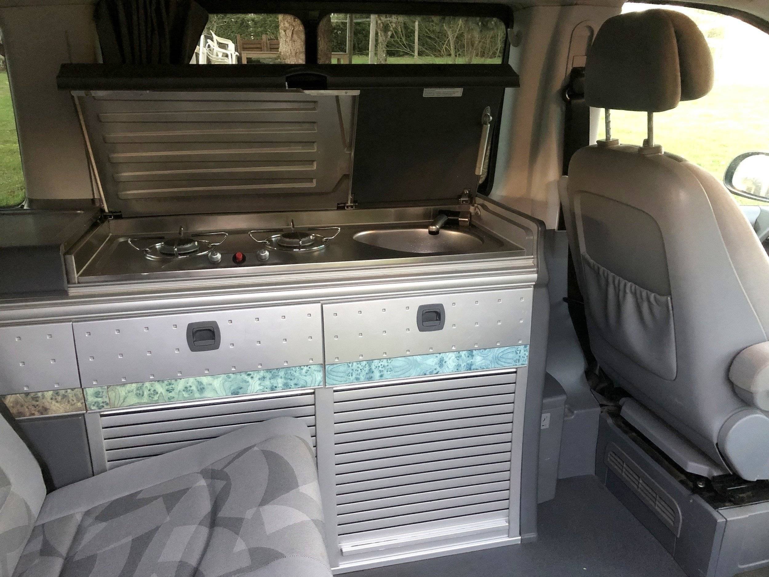 Coin repas Mercedes - Yescapa