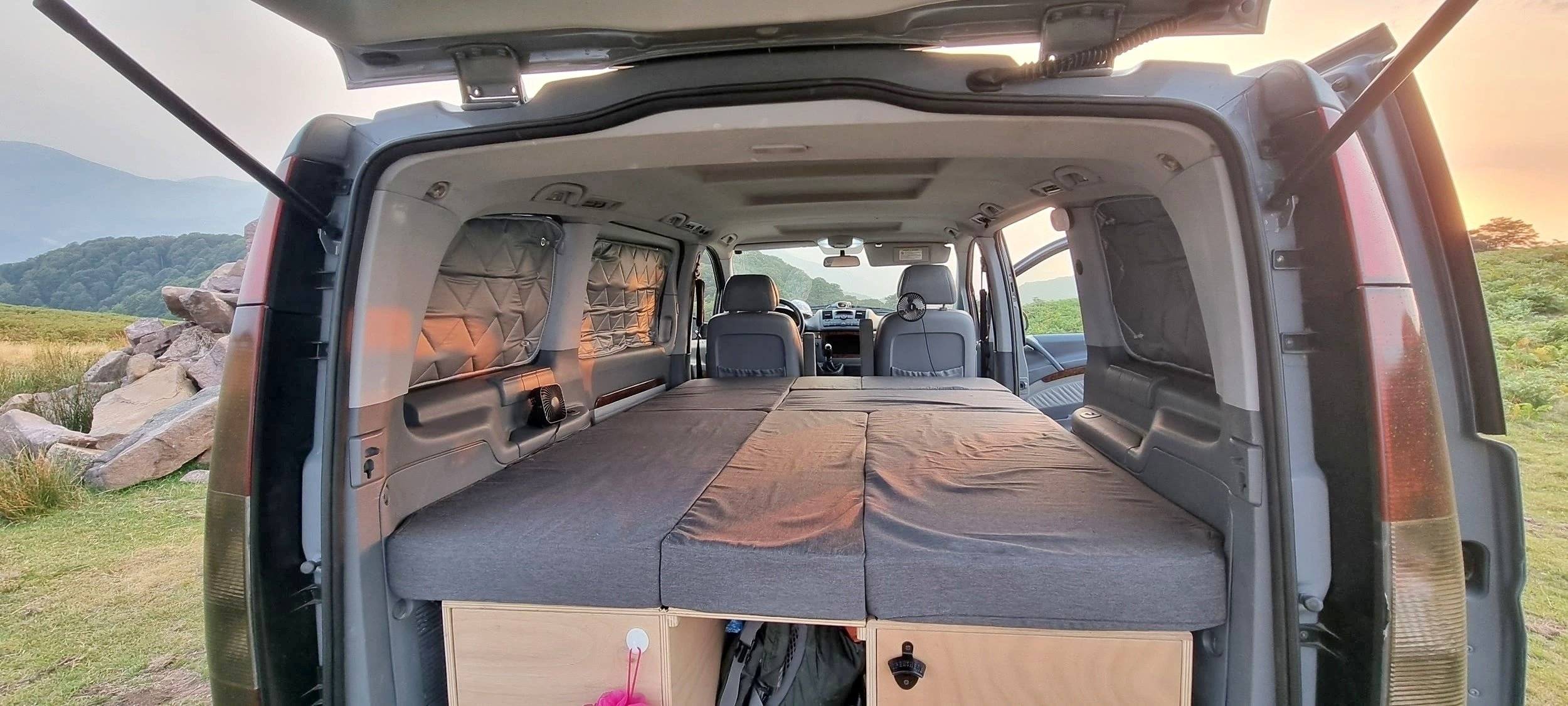 Berth Mercedes Viano 2,2 Cdi 150cv - Yescapa