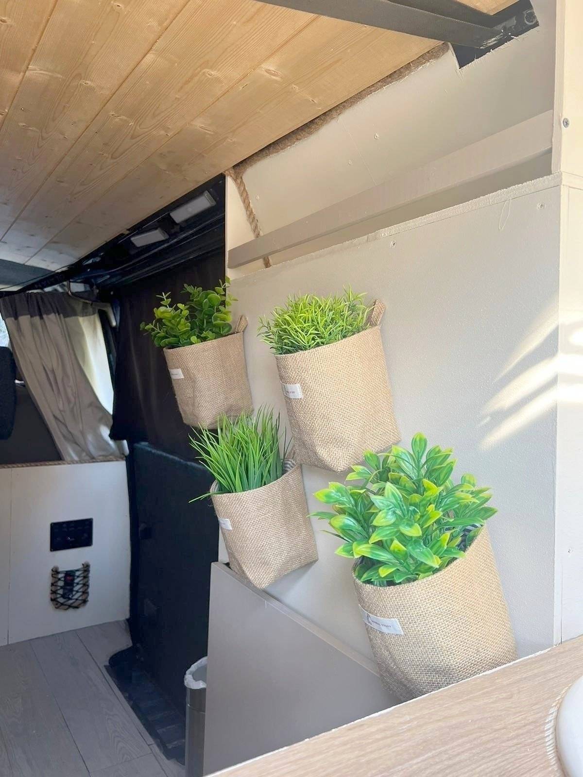 Volkswagen Transporter T4 2.4D