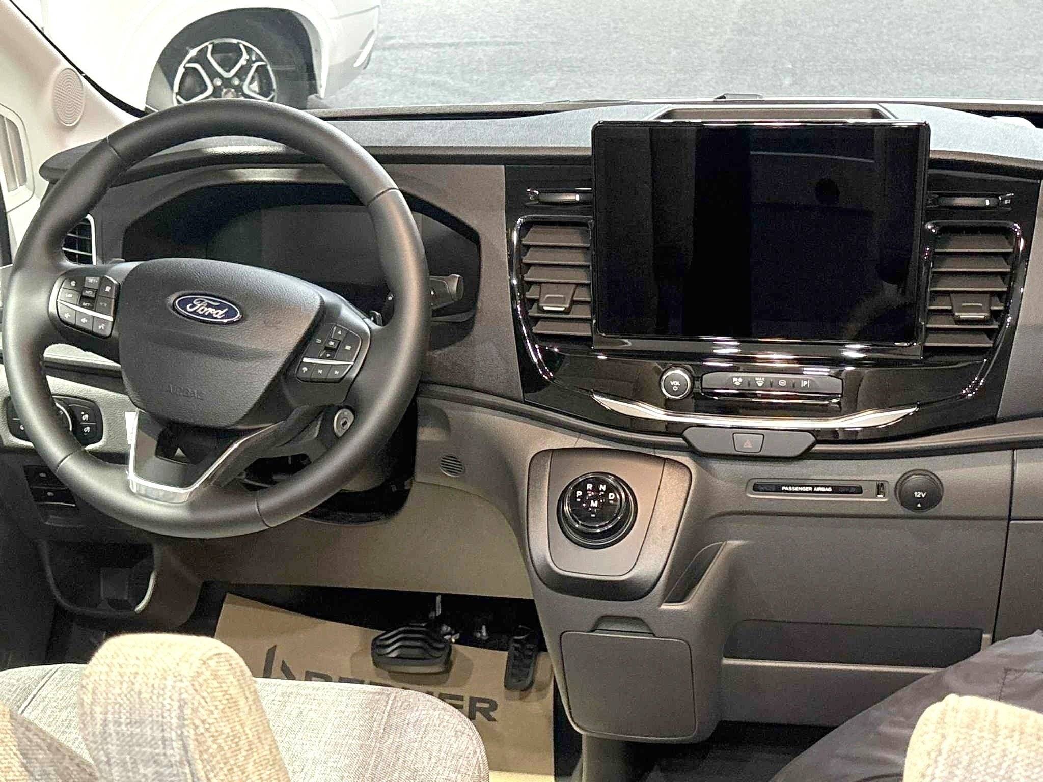 Challenger 380 Break Edition