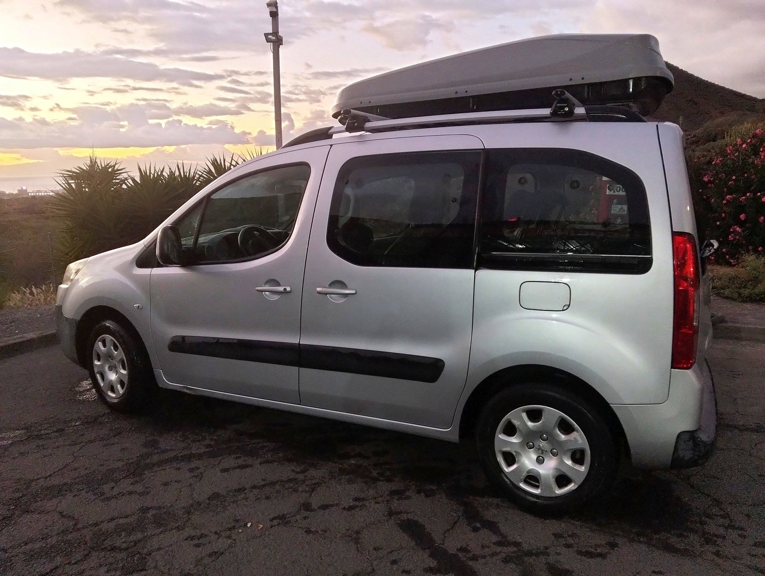 Rapido Peugeot Partner Tepee