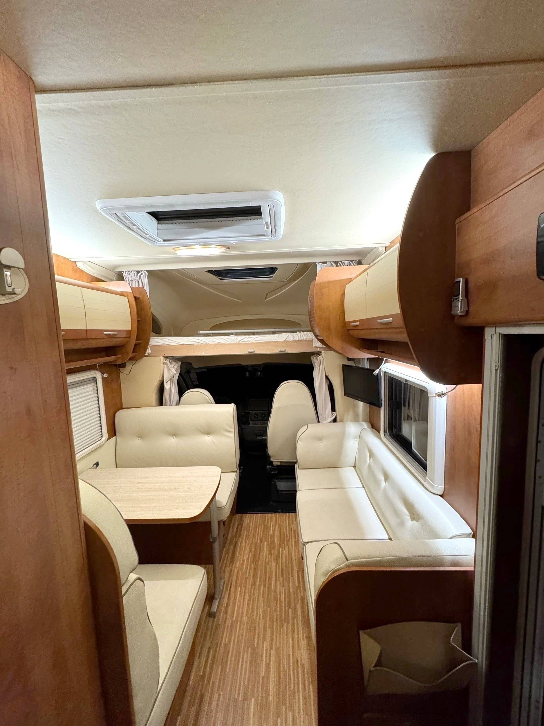 Comedor Fiat Ducato 2,3 l 130 ch. - Yescapa