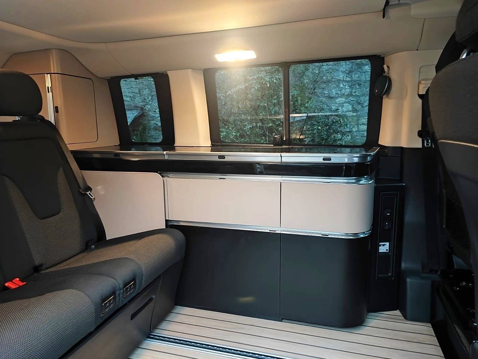 Kitchenette Mercedes Mercedes Marco polo - Yescapa