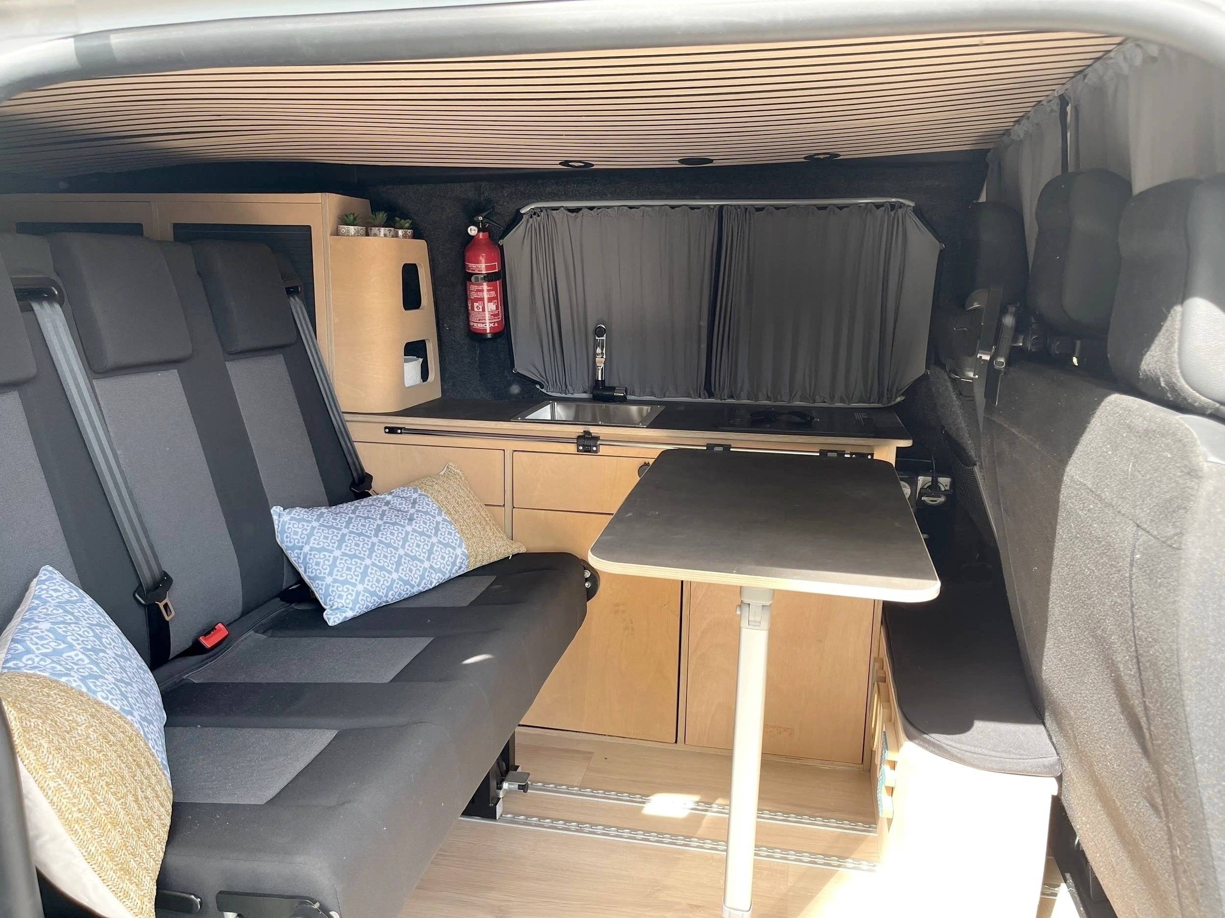 Concept Van Loisirs Expert 180 ch eat8