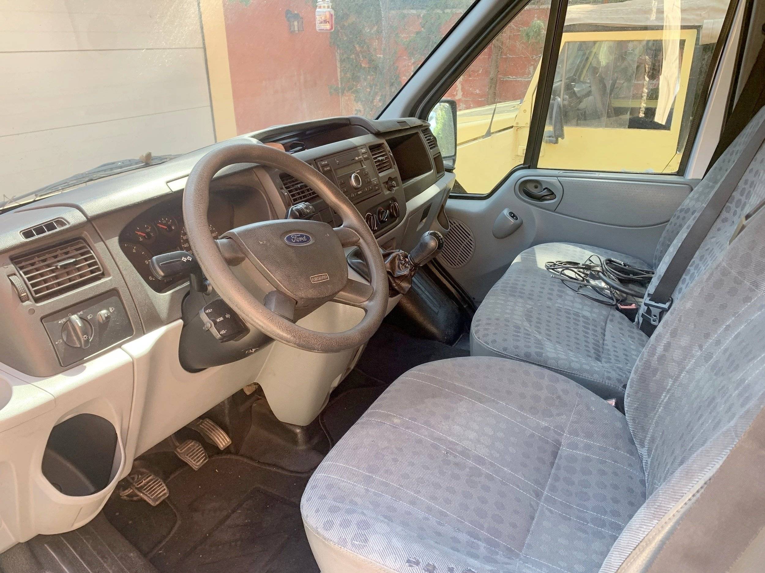 Custo Van Transporter