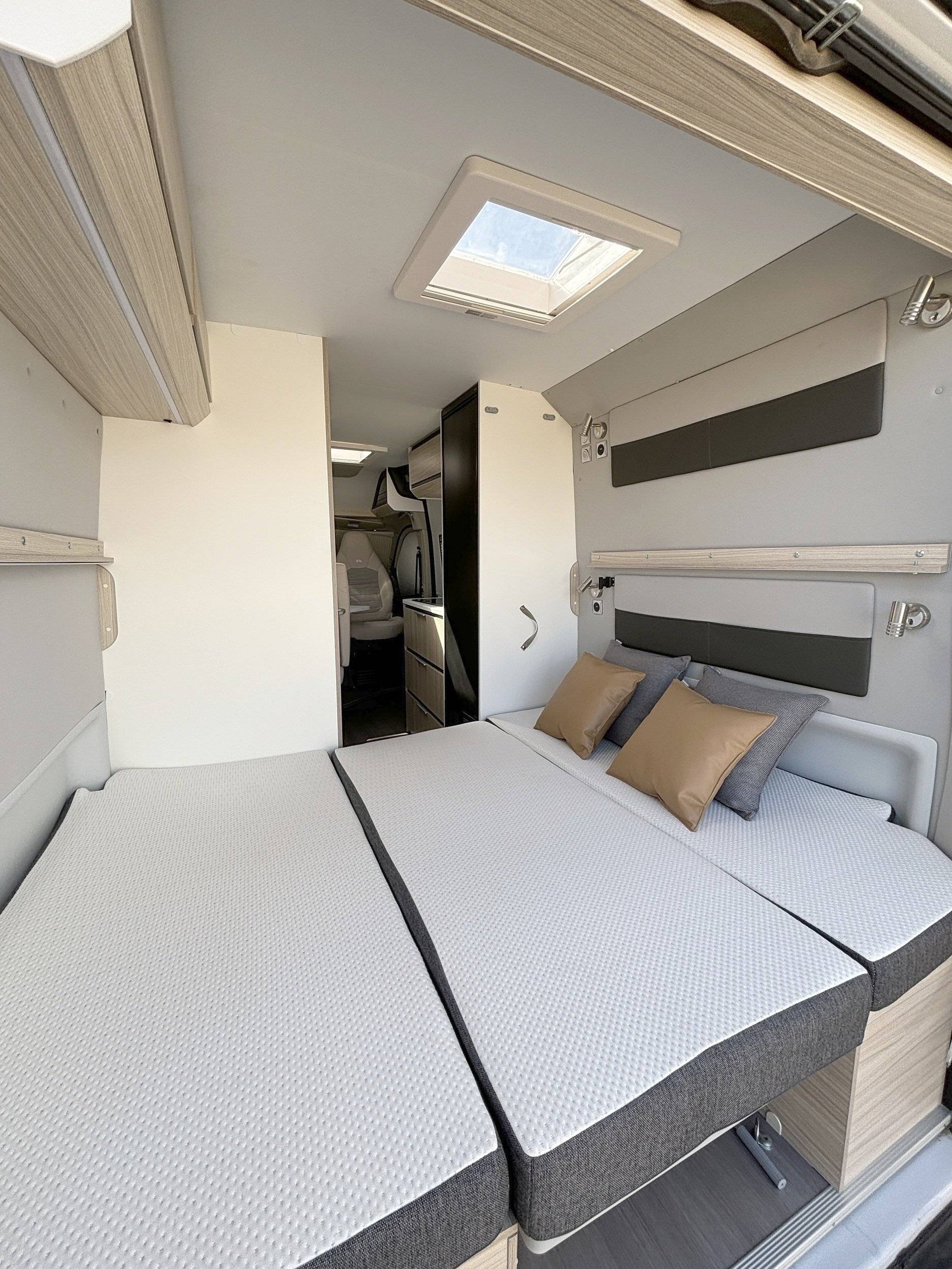 Adria Twin 600 SP Family Axxes