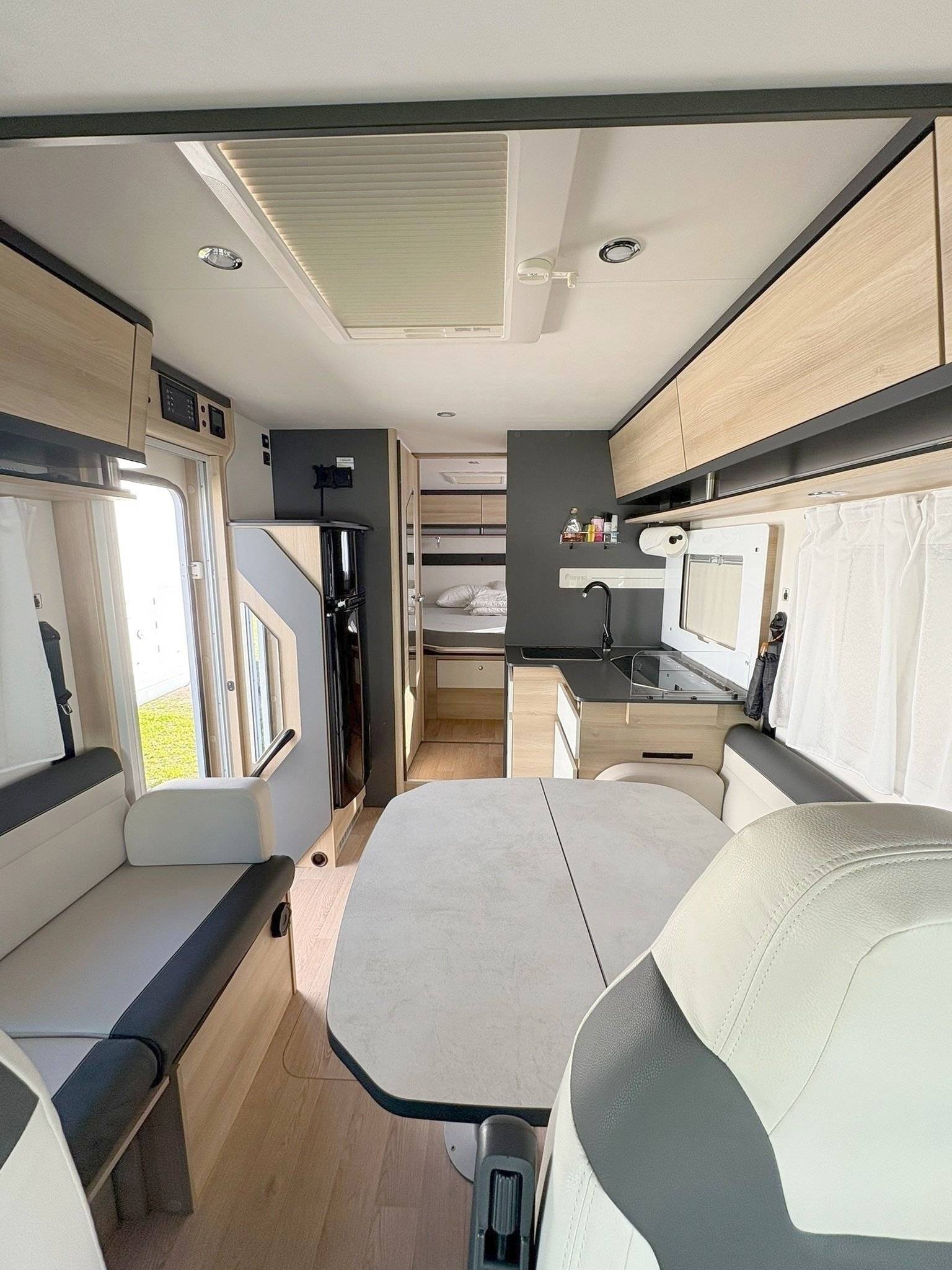 Menjador Fiat FIAT DUCATO 2.2L 140ch - Yescapa