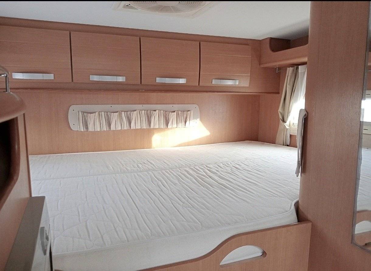 Berth  - Yescapa