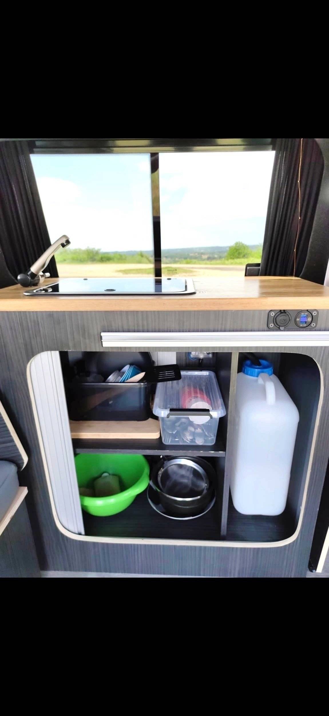 Volkswagen T6 2 l 102 ch