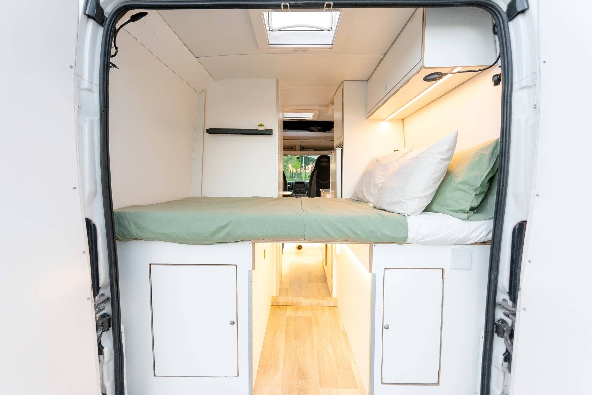 Berth Fiat Ducato 120 Multijet - Yescapa