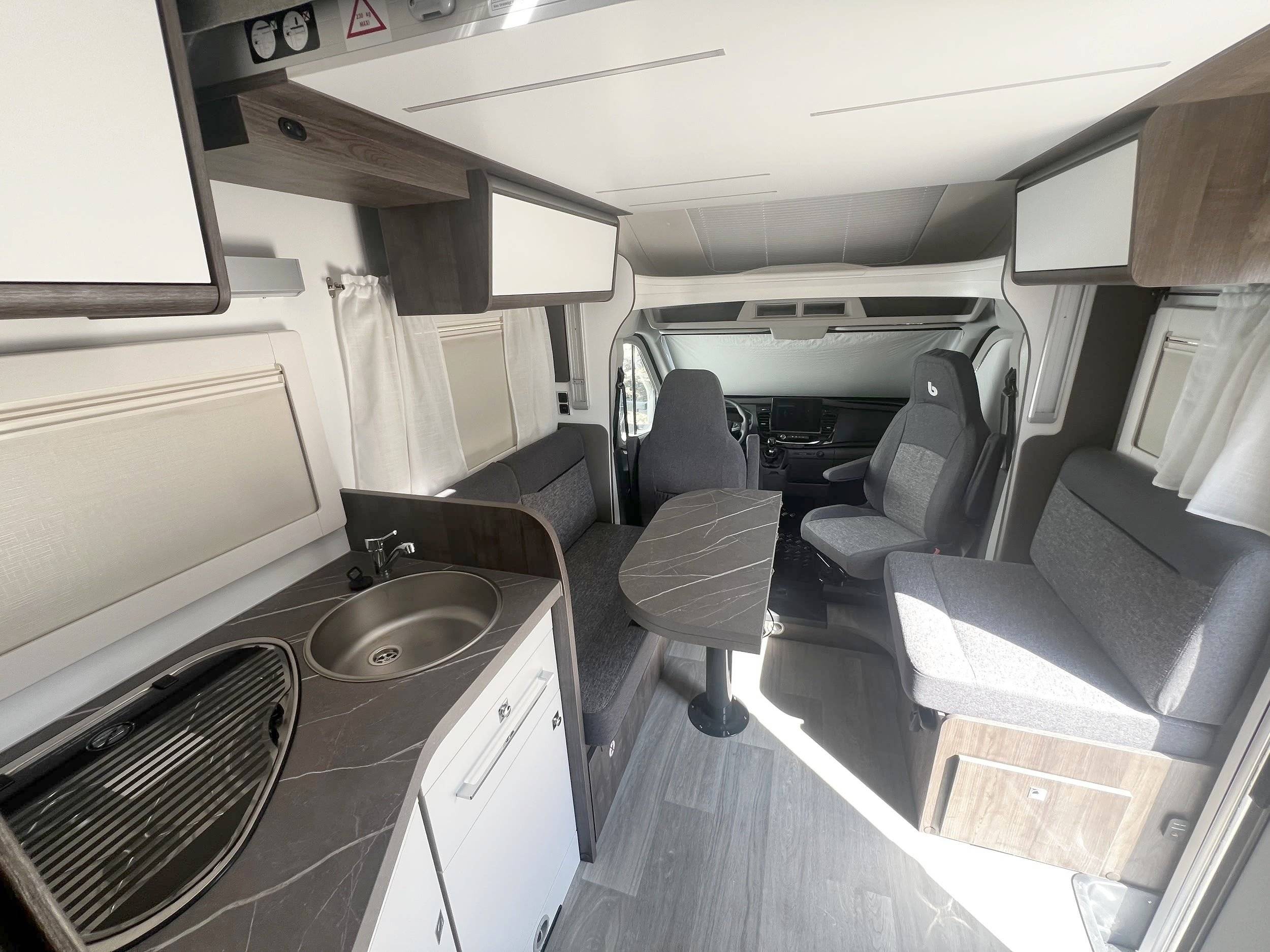 Comedor Ford - Yescapa
