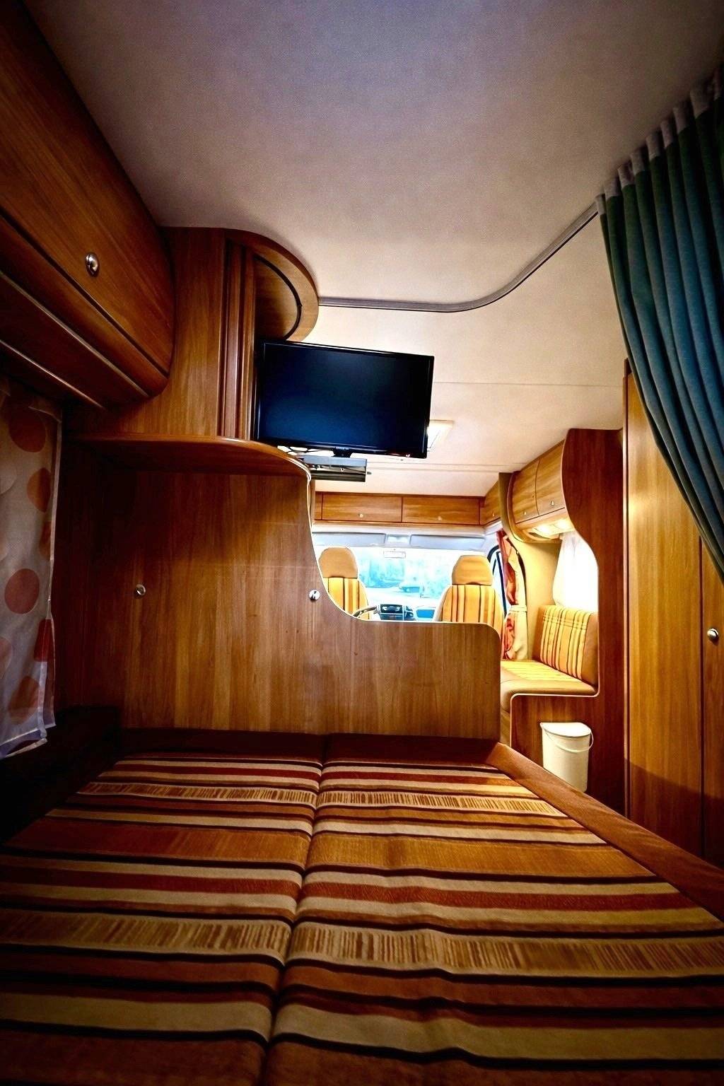 Slaapplaatsen Fiat Ducato 2.8 JTD - Yescapa