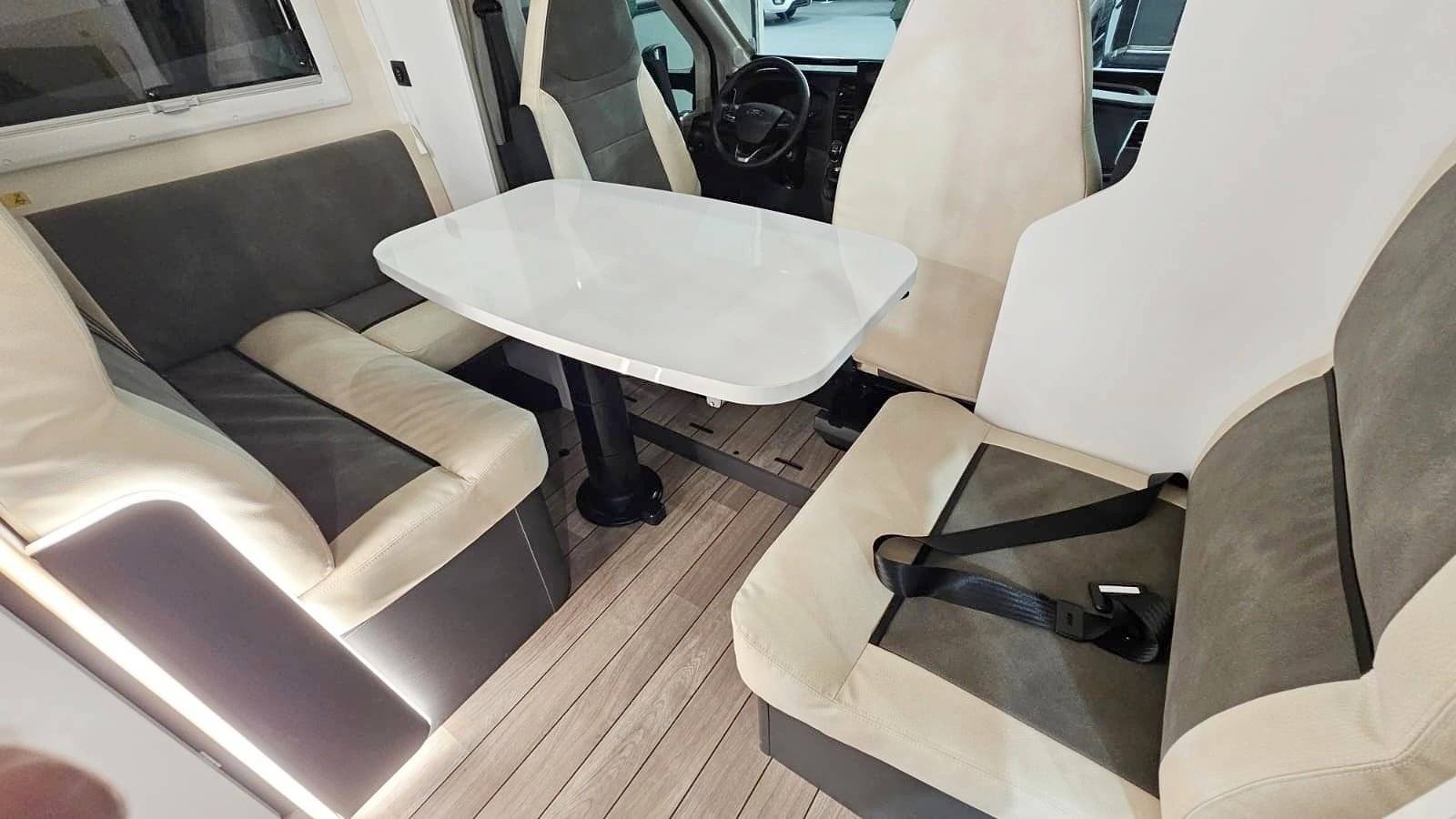 Mclouis Mclouis MC4 379