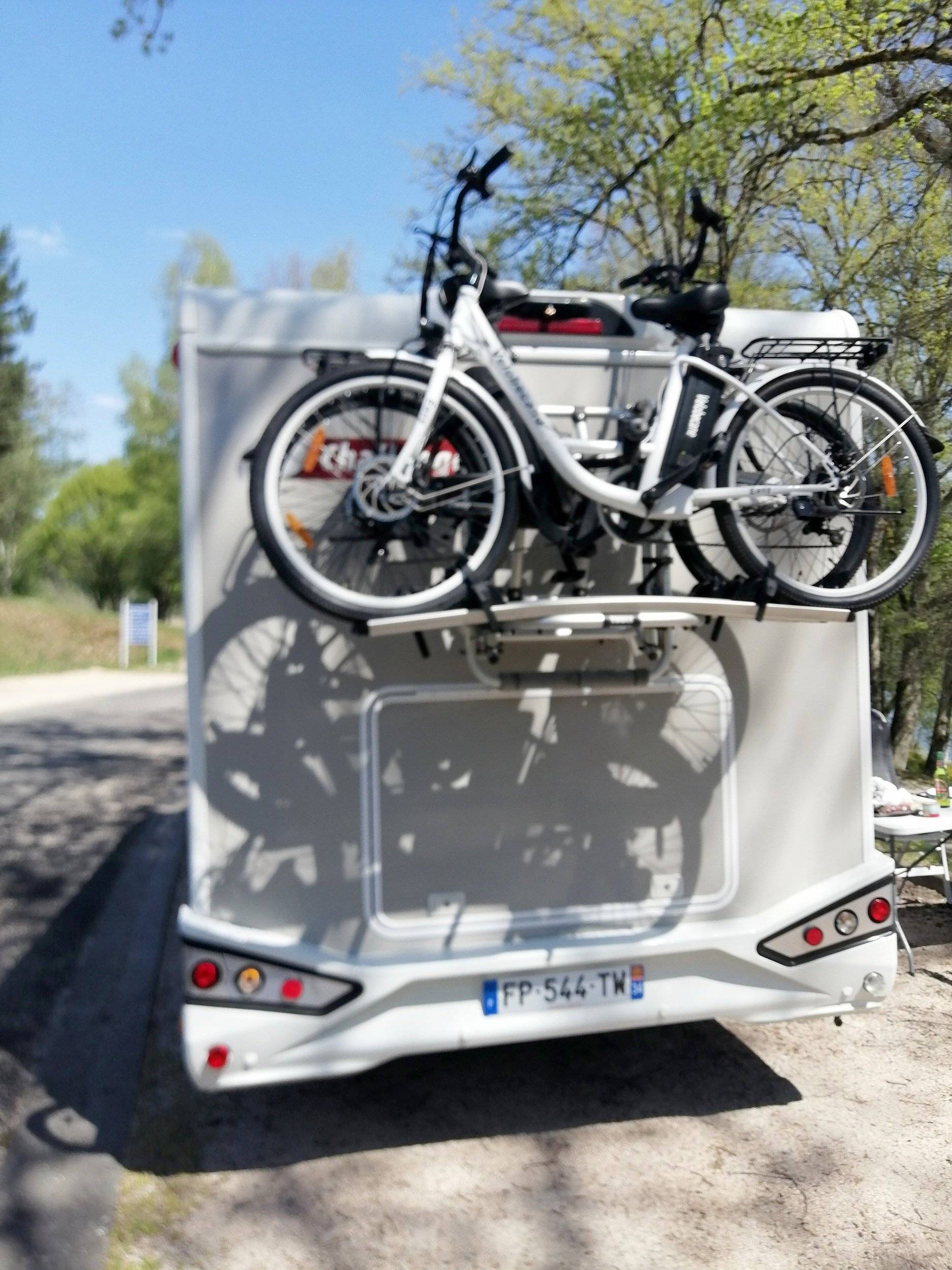 Challenger 348 XLB Graphite