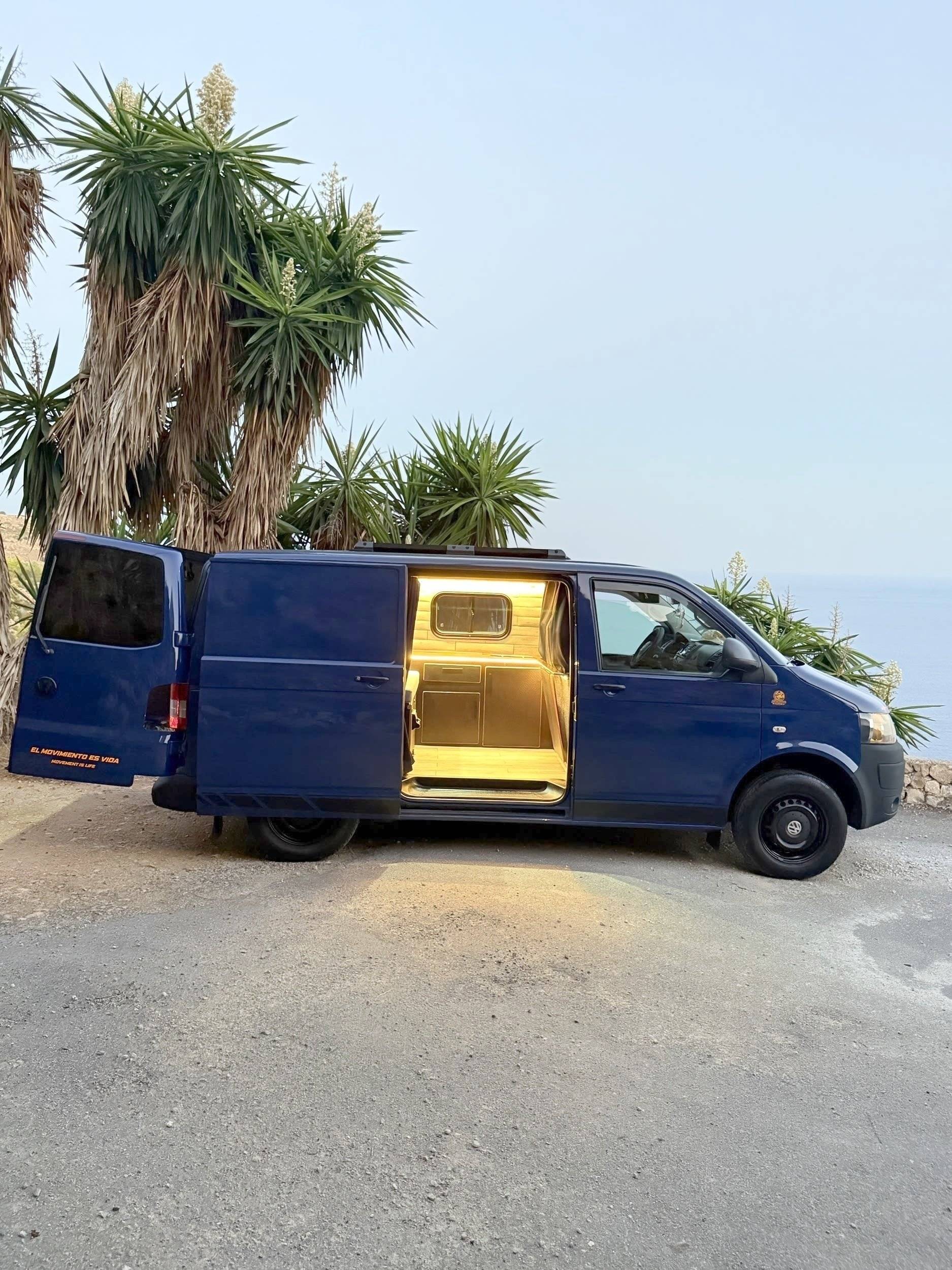 Volkswagen T5 Camper