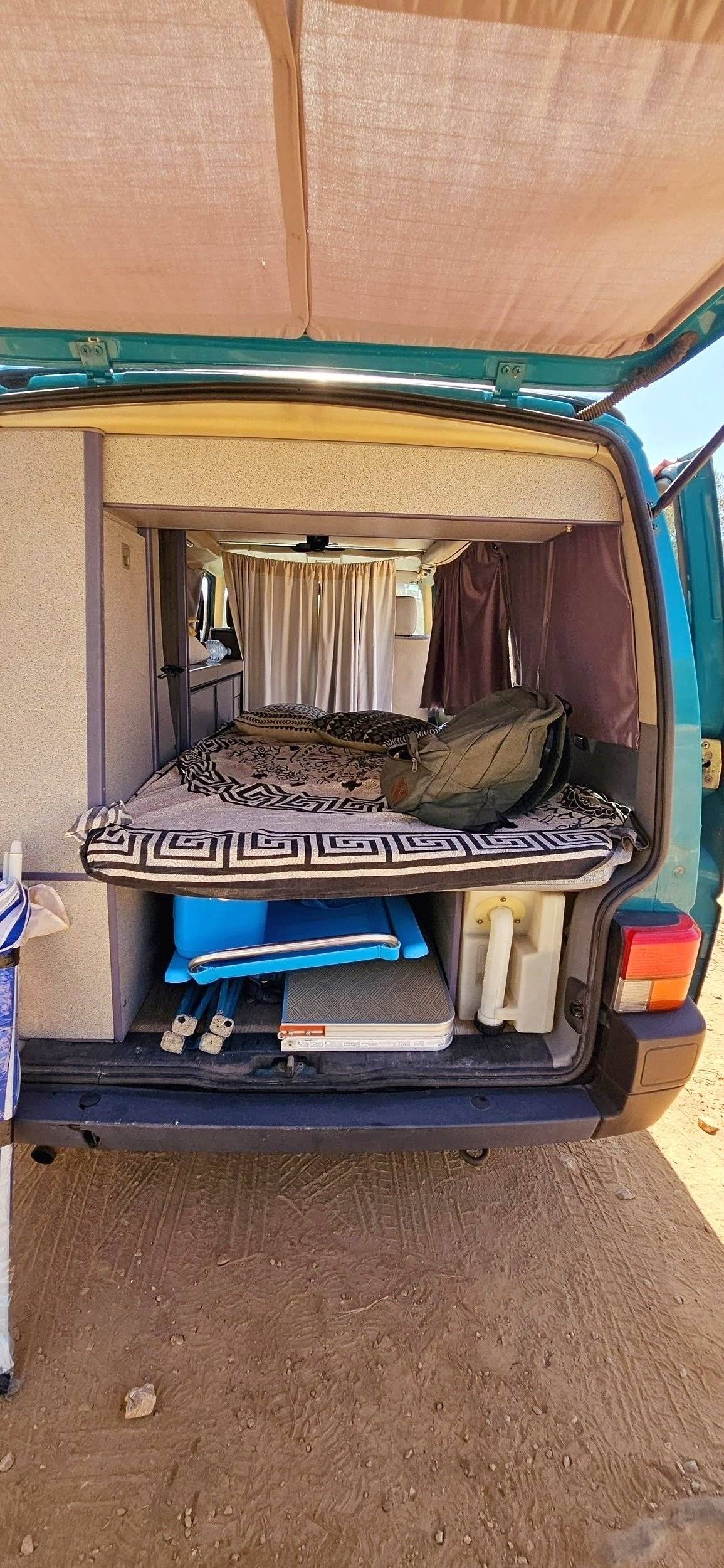 Ansicht von hinten Volkswagen VOLKSWAGEN CALIFORNIA - Yescapa