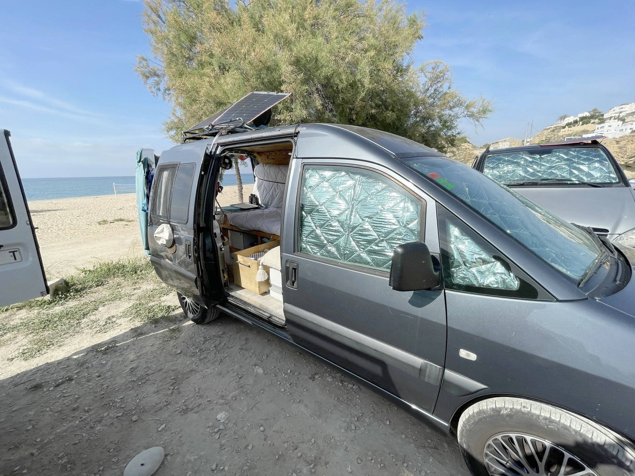 Schlafplätze Fiat Scudo 1,6 l 90 ch - Yescapa