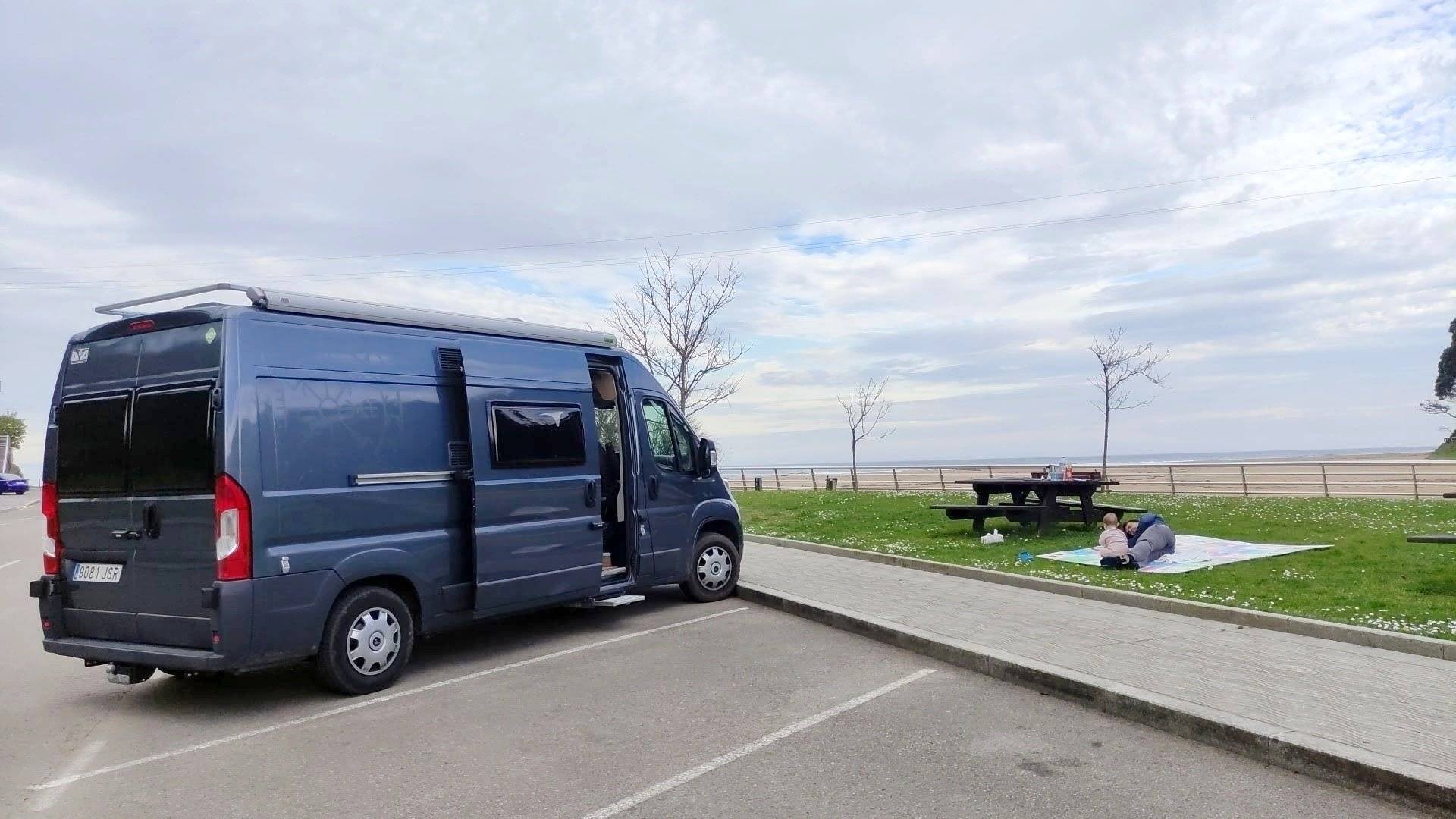 Mclouis Menfys VAN S-Line 3 Maxi