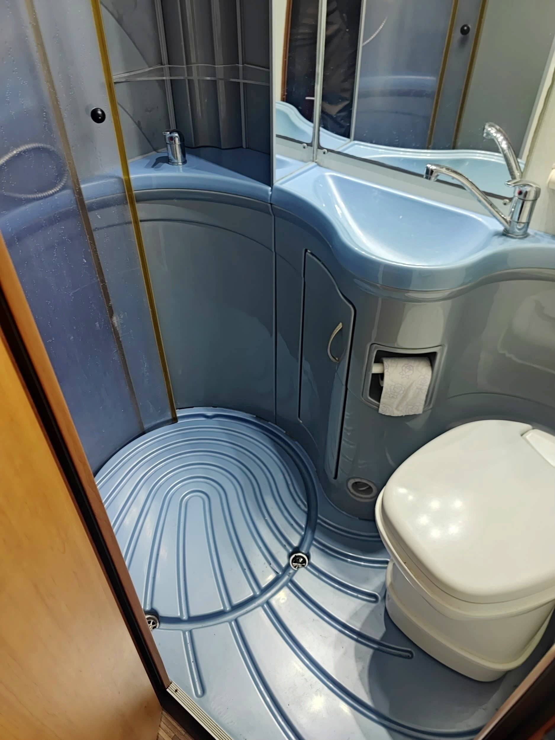 Eura Mobil Ducato 3,0 l 160 ch