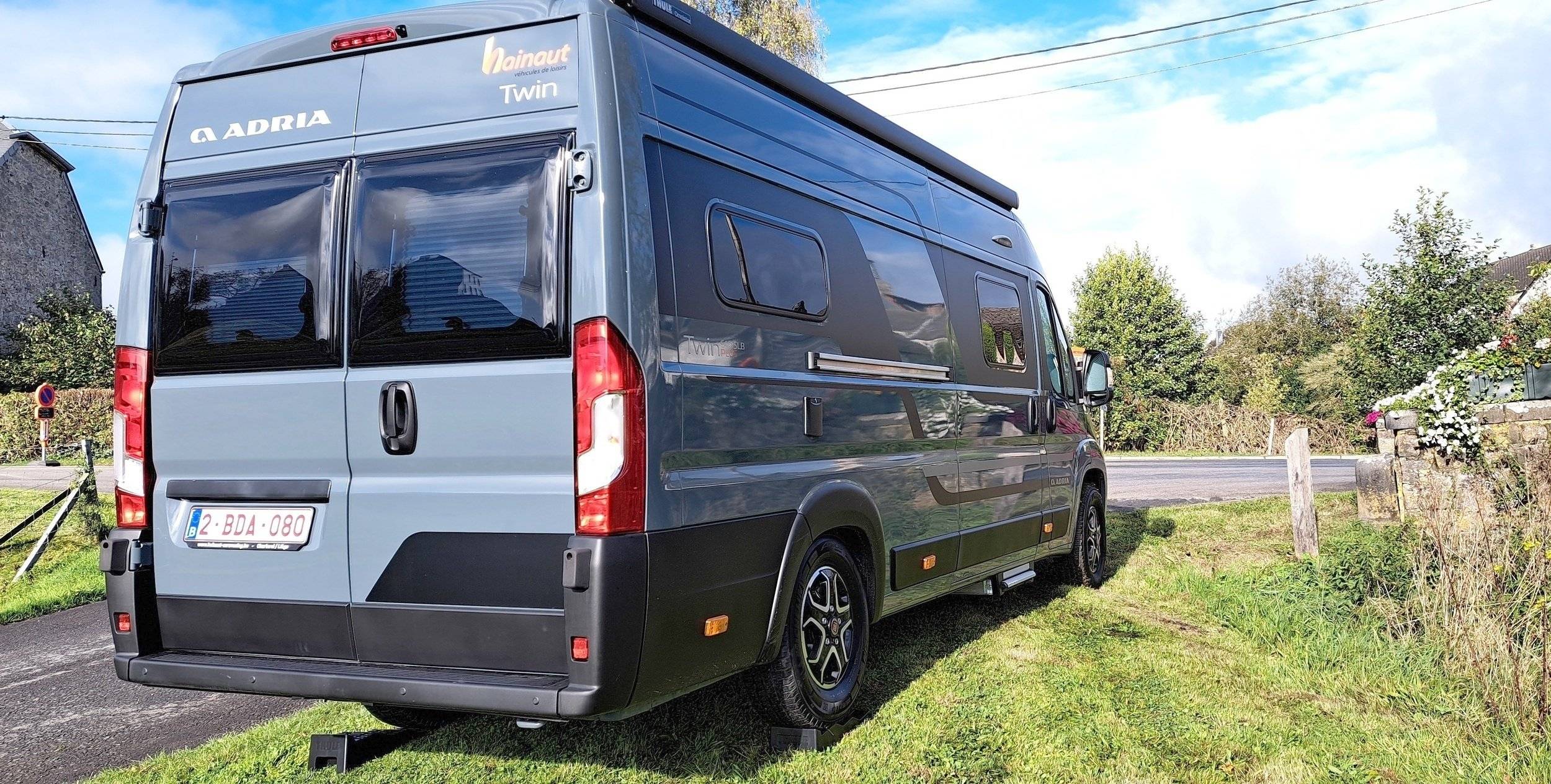 Adria Adria Twin