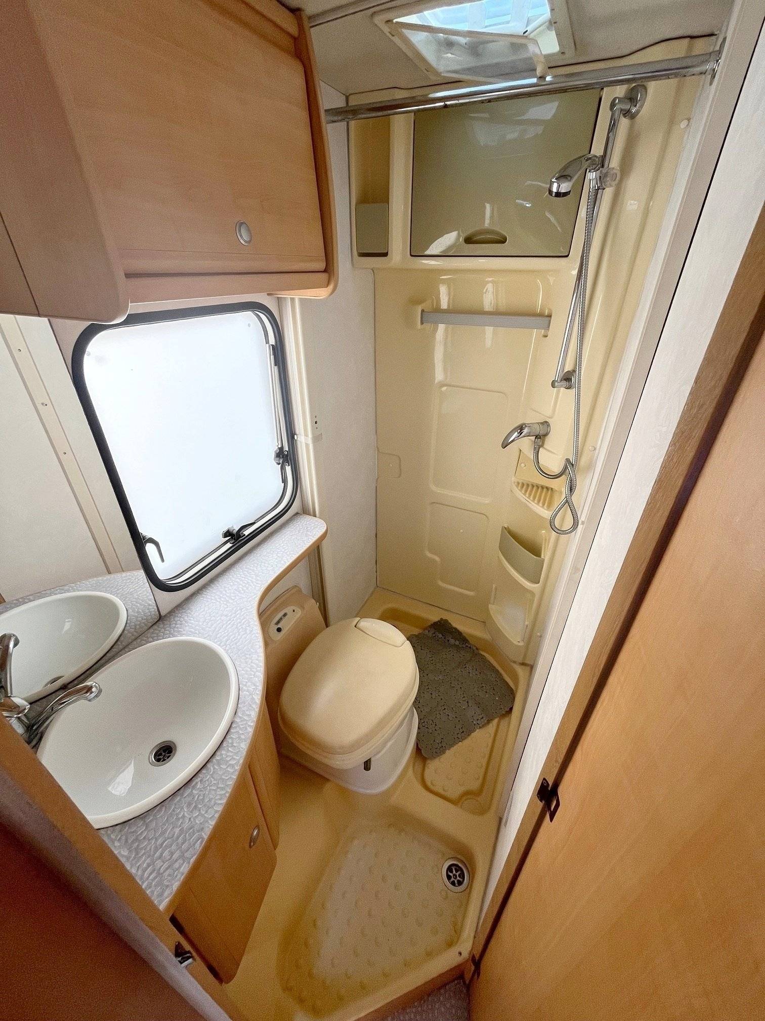 Challenger Challenger 101