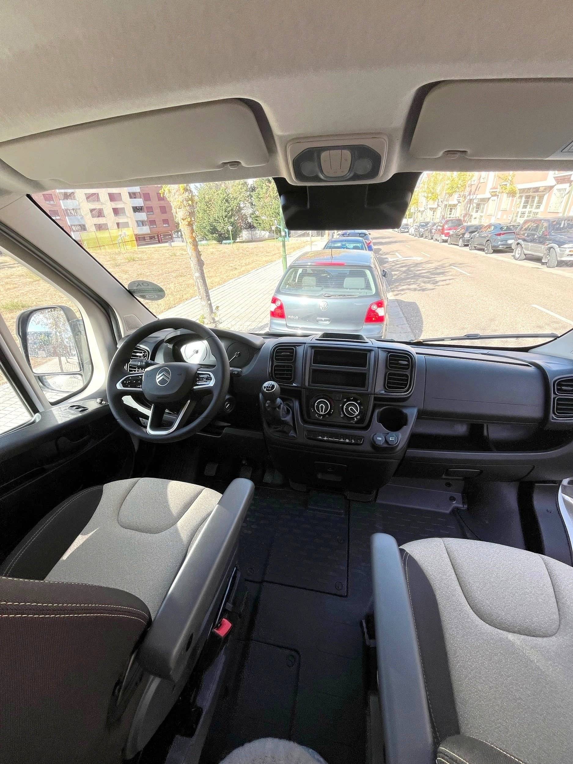 Driver's compartment Citroën Jumper 2,2 l 120 ch - Yescapa