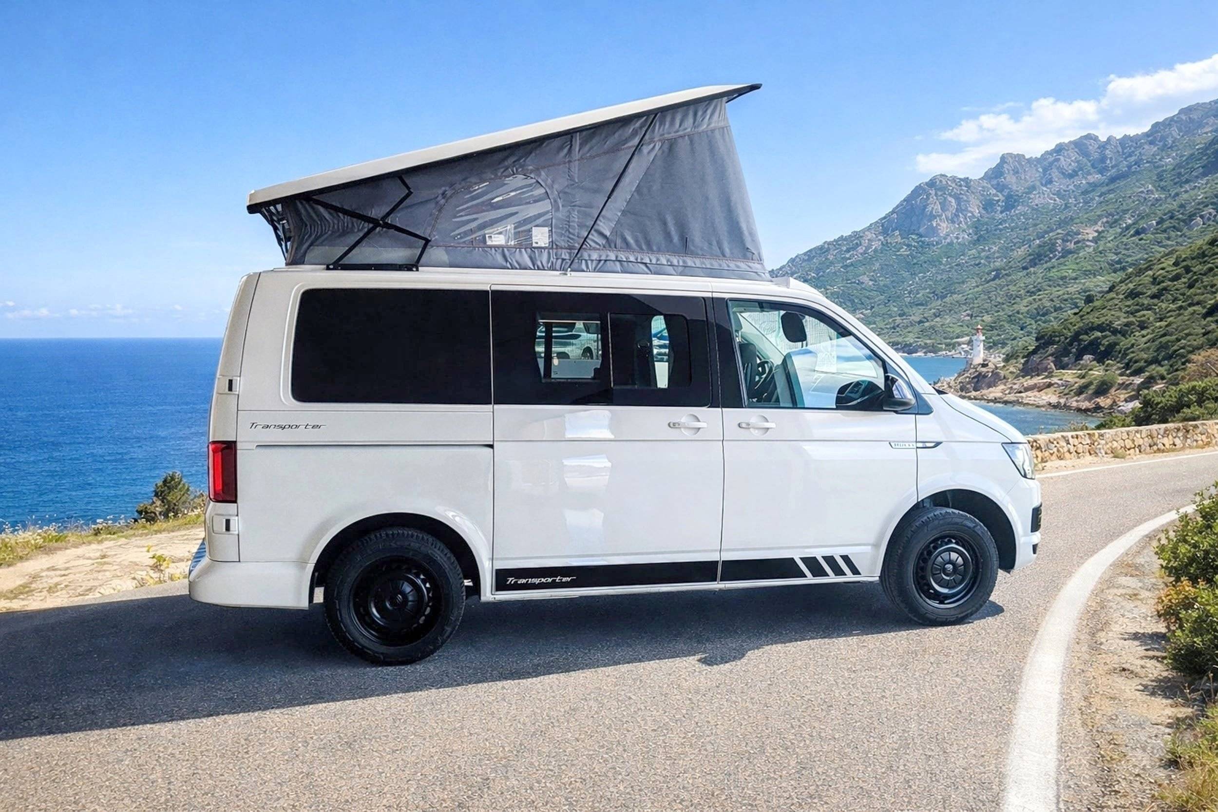 Voorkant 3/4 Volkswagen T6 2,0 l 102 ch - Yescapa