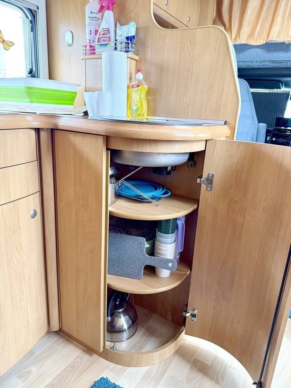 FORD TRANSIT FT 300L HOBBY