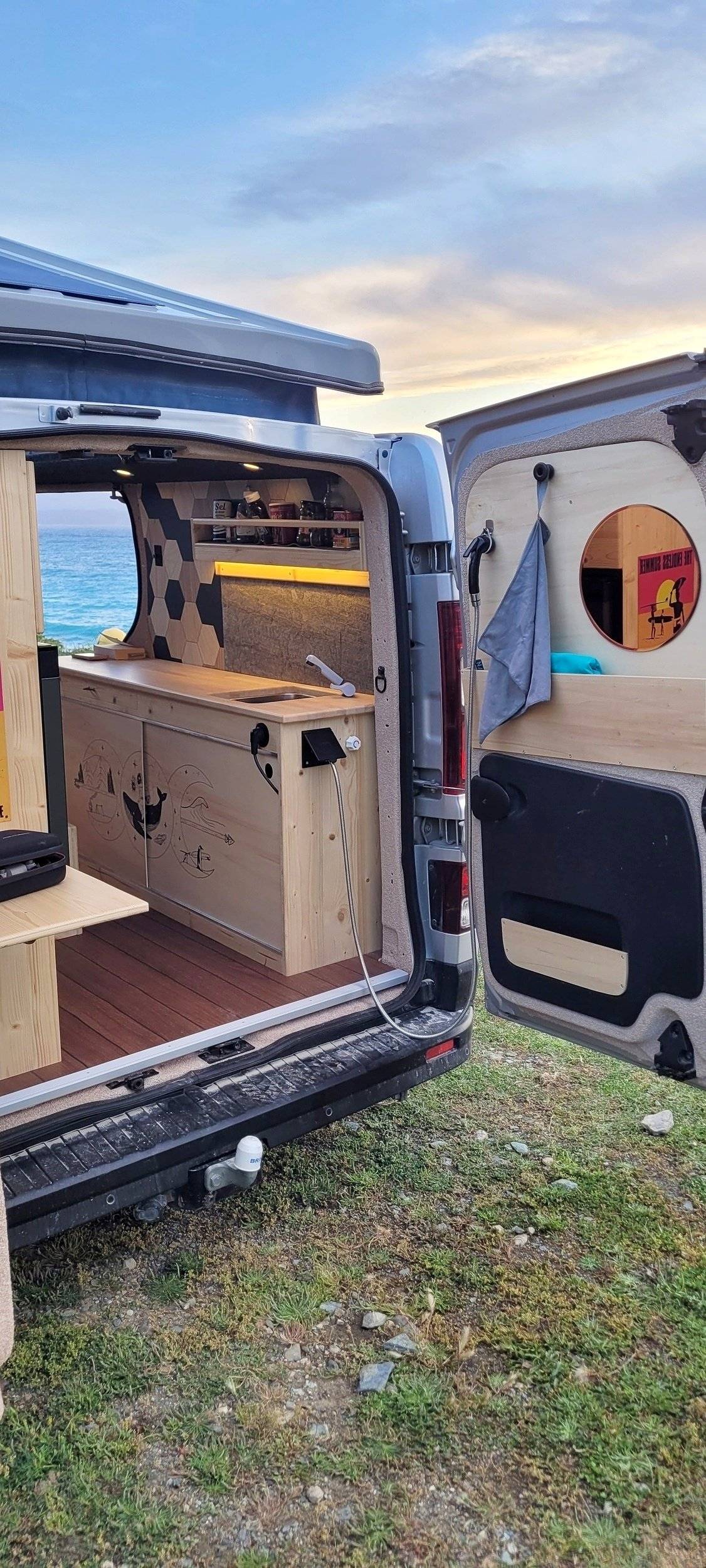 Van Globe RENAULT TRAFIC III Grand Confort