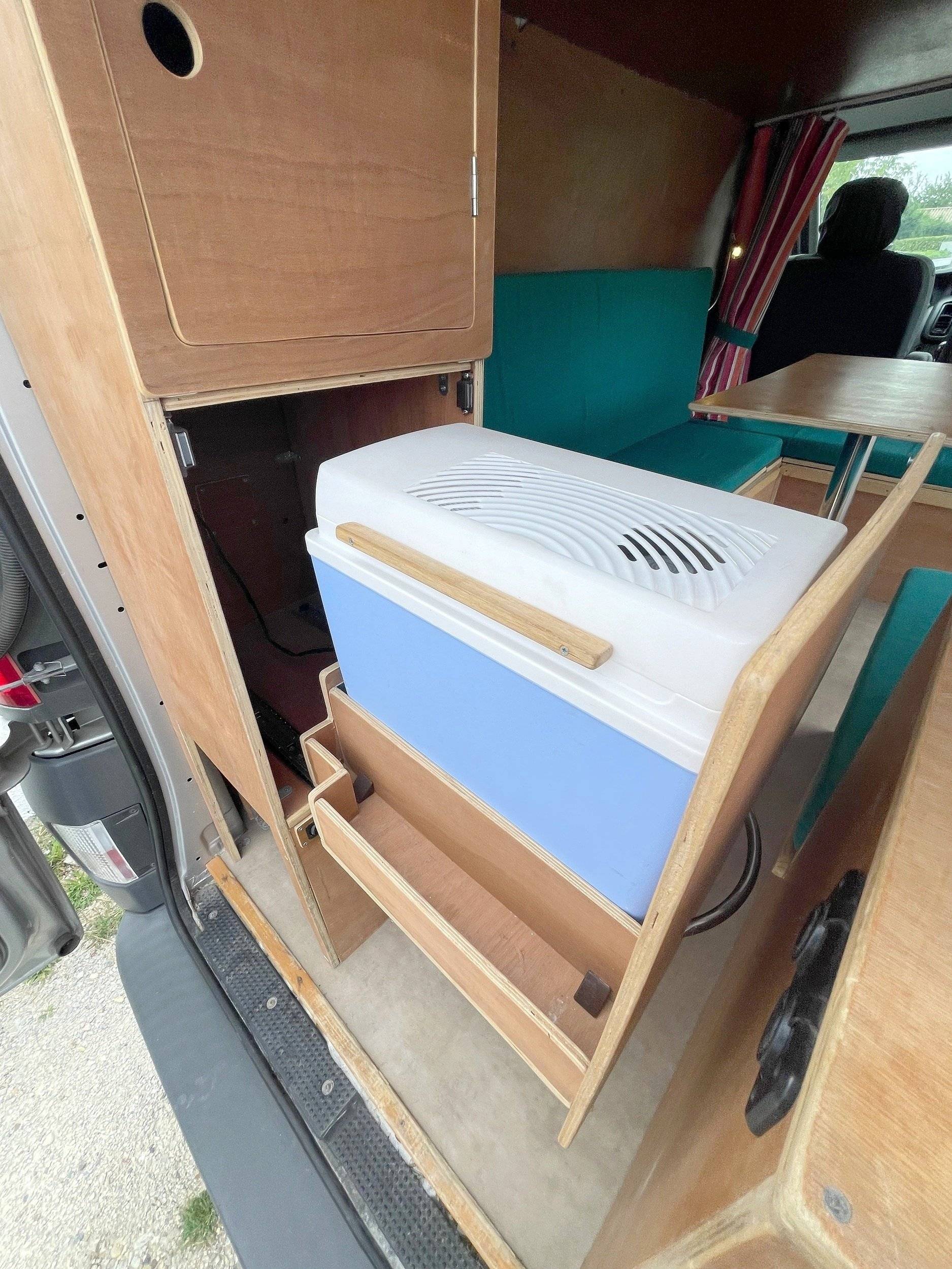 C'est moi Trafic 2,0 l dCi 115 ch